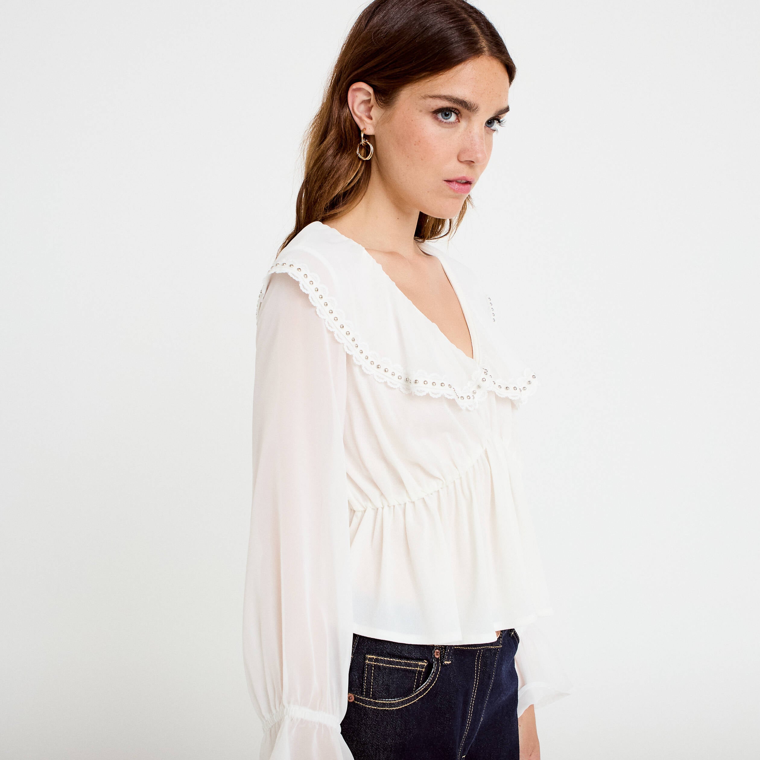Blouse col claudine bas resserr&eacute; ecru femme