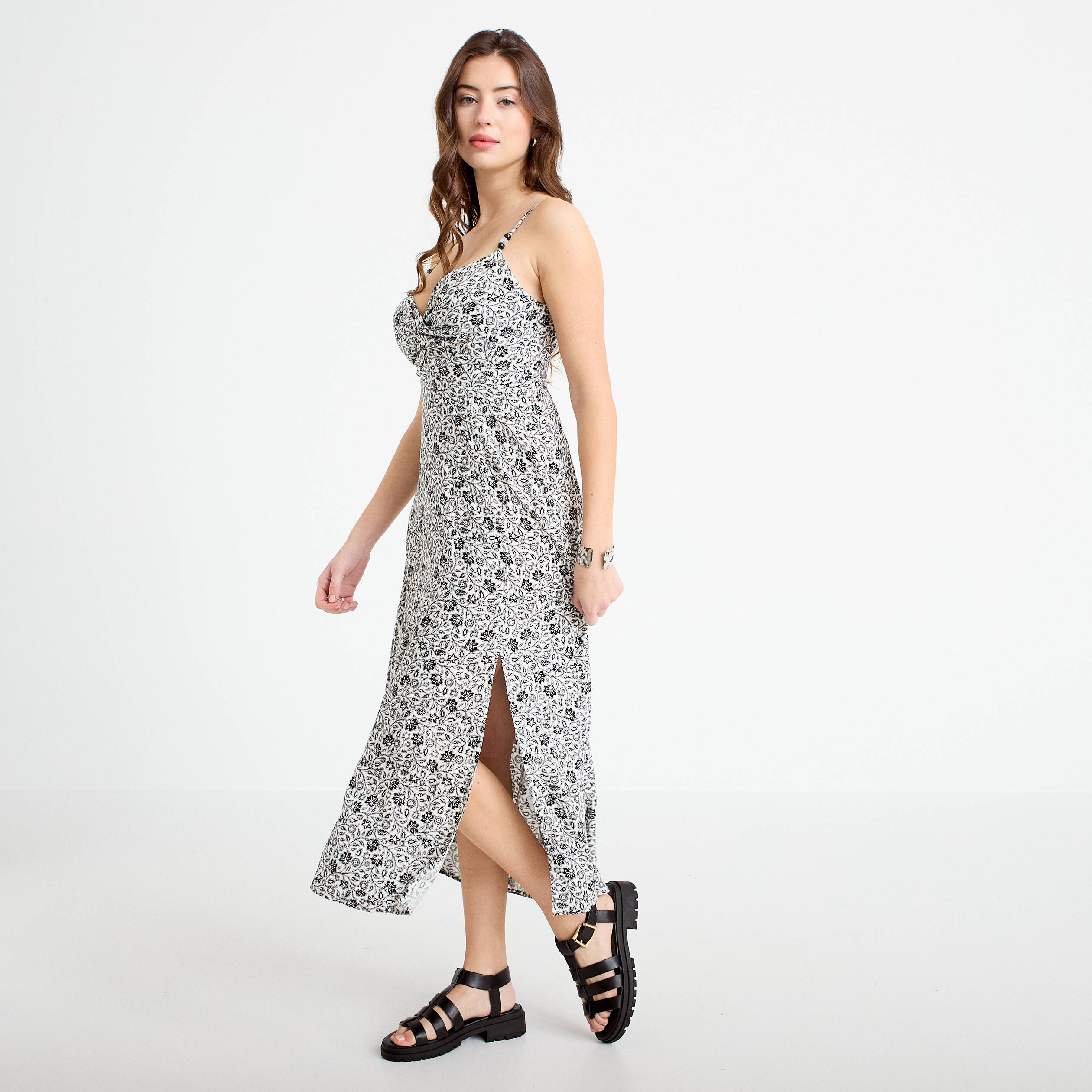 Robe longue d&eacute;collet&eacute; &agrave; fines bretelles blanc femme
