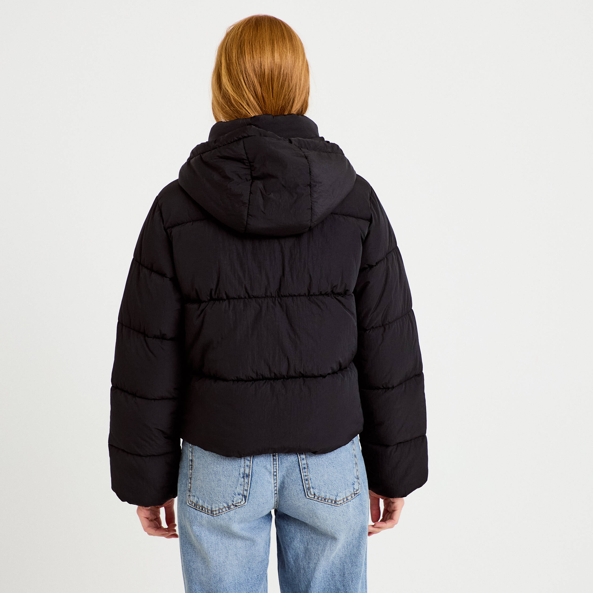 Doudoune droite cropped &agrave; capuche noir femme