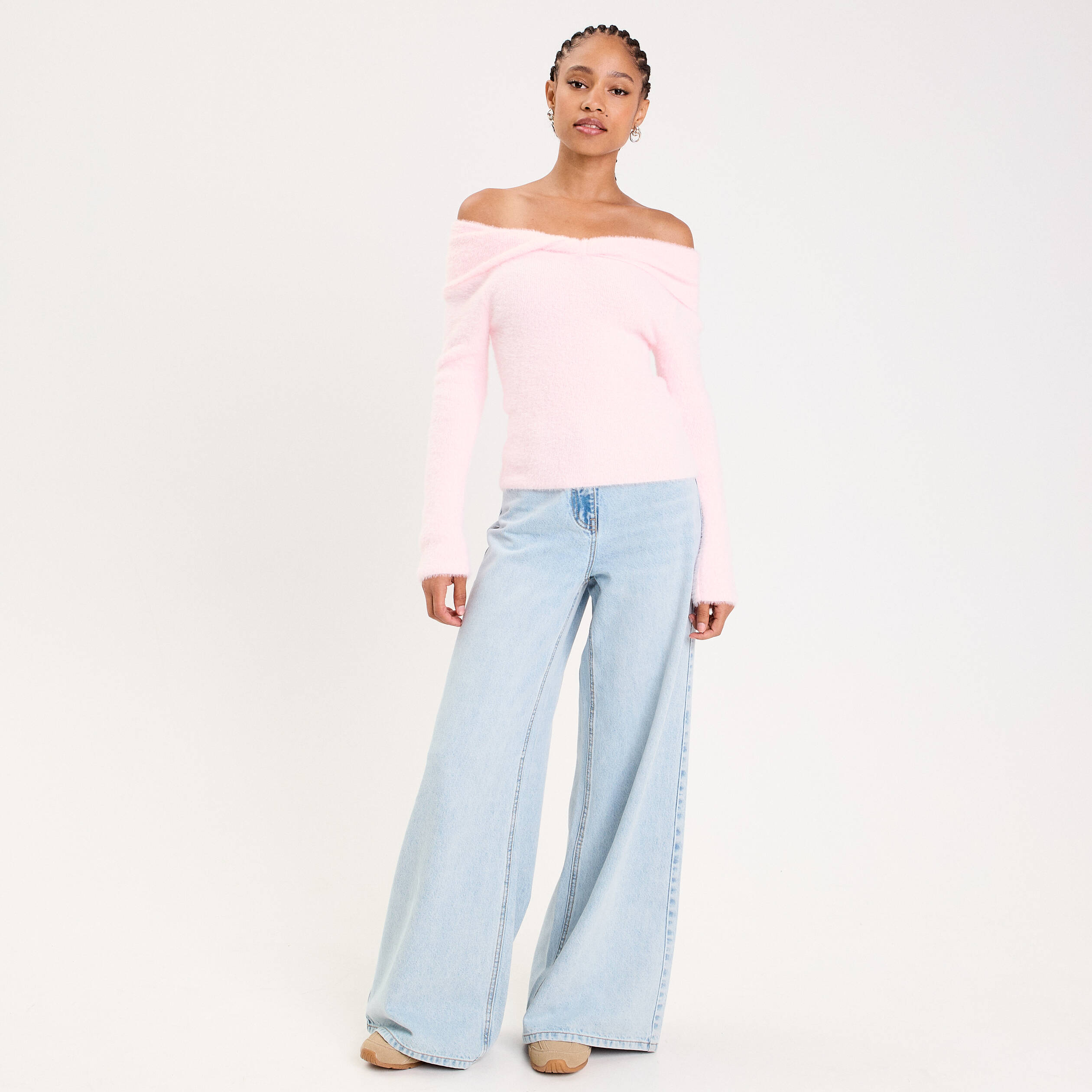 Pull ajust&eacute; col bardot manches longues rose clair femme