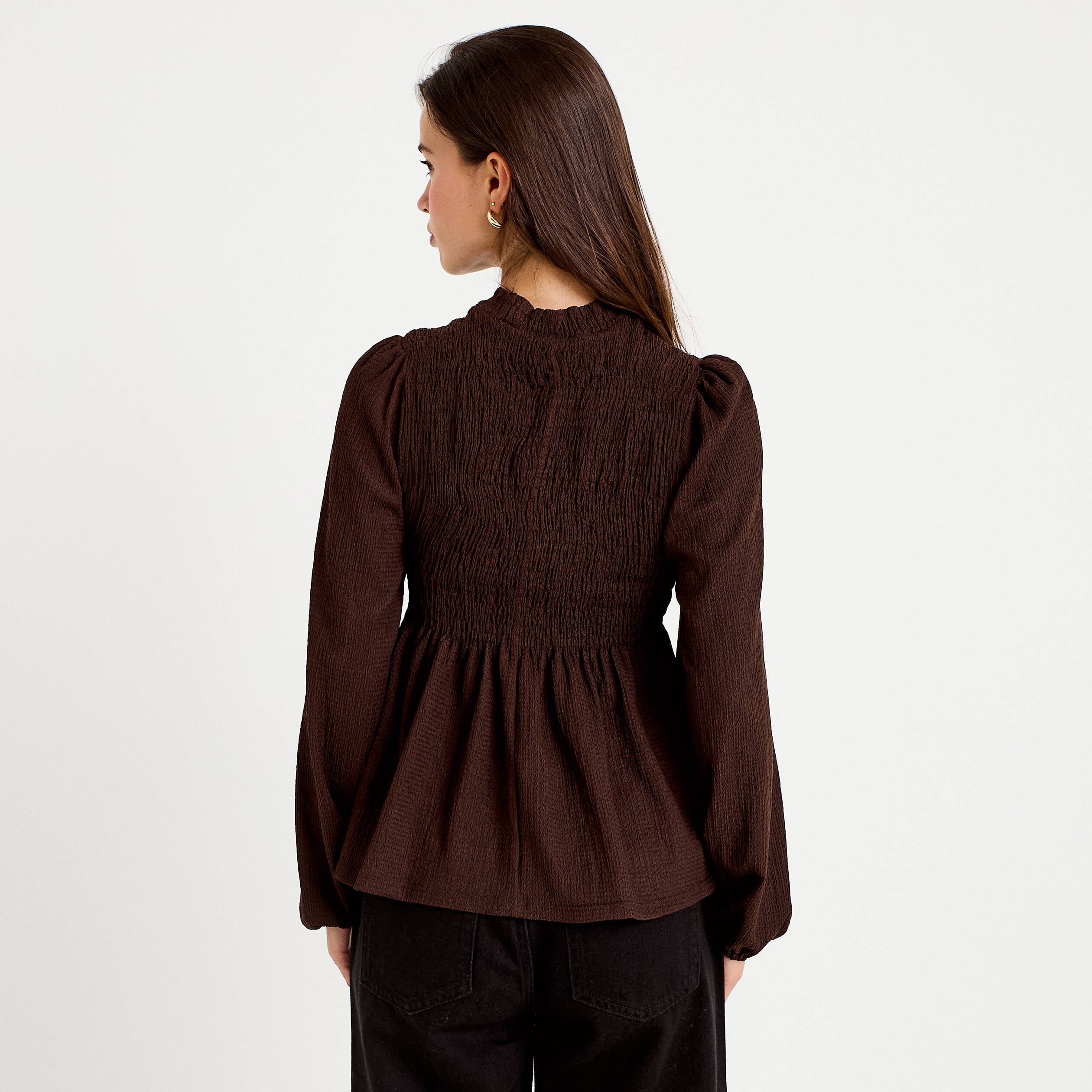 Blouse p&eacute;plum manches longues pliss&eacute;e marron fonc&eacute; femme