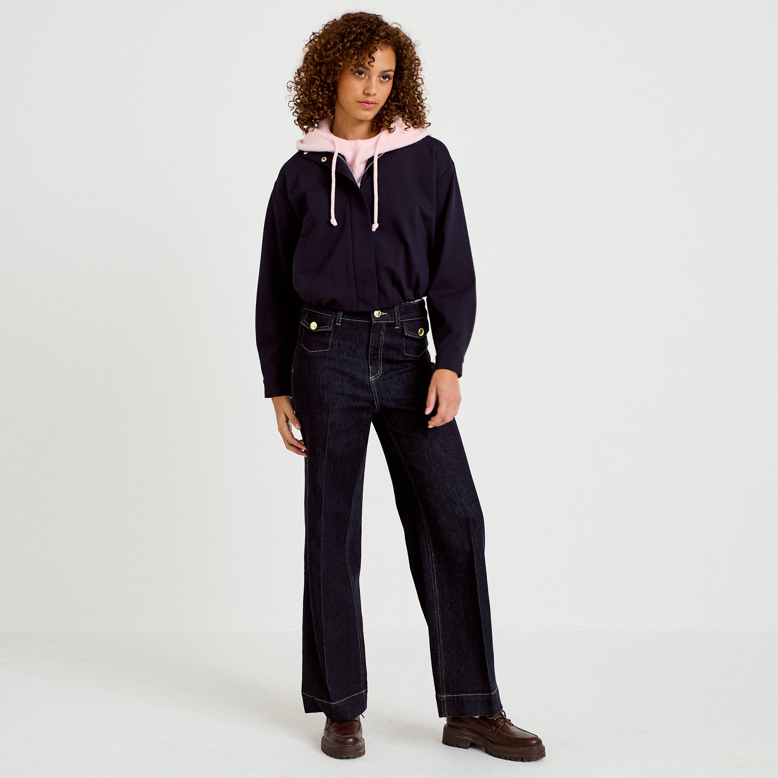 Veste cropped bas resserr&eacute; bleu marine femme