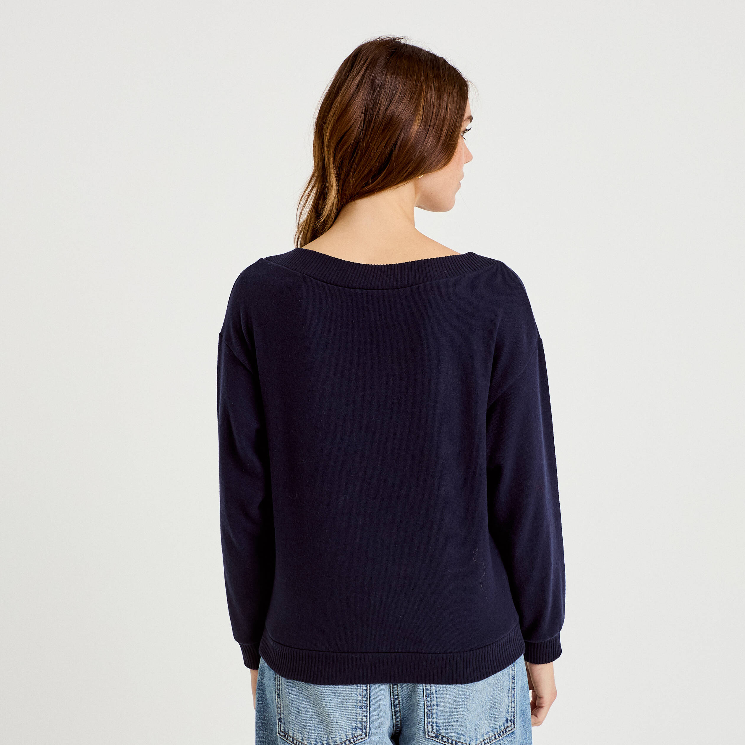 Sweat duveteux col rond manches longues bleu marine femme