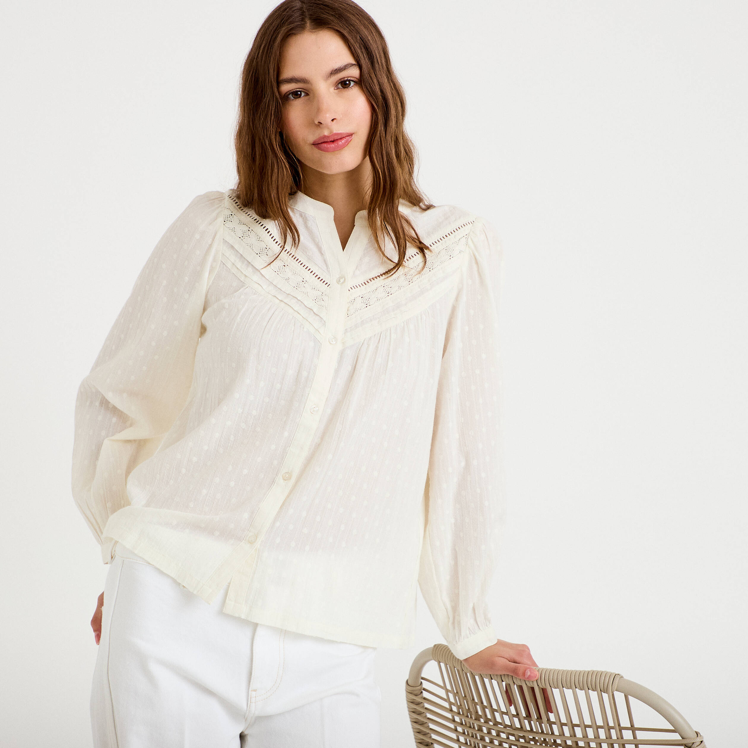 Blouse droite col rond manches longues ecru femme