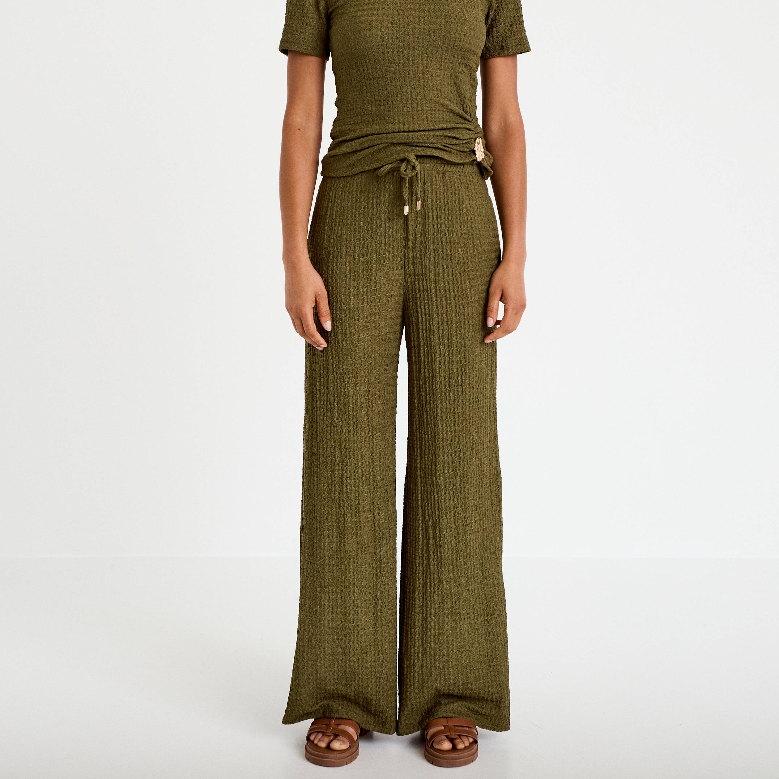 Pantalon large taille standard vert kaki femme