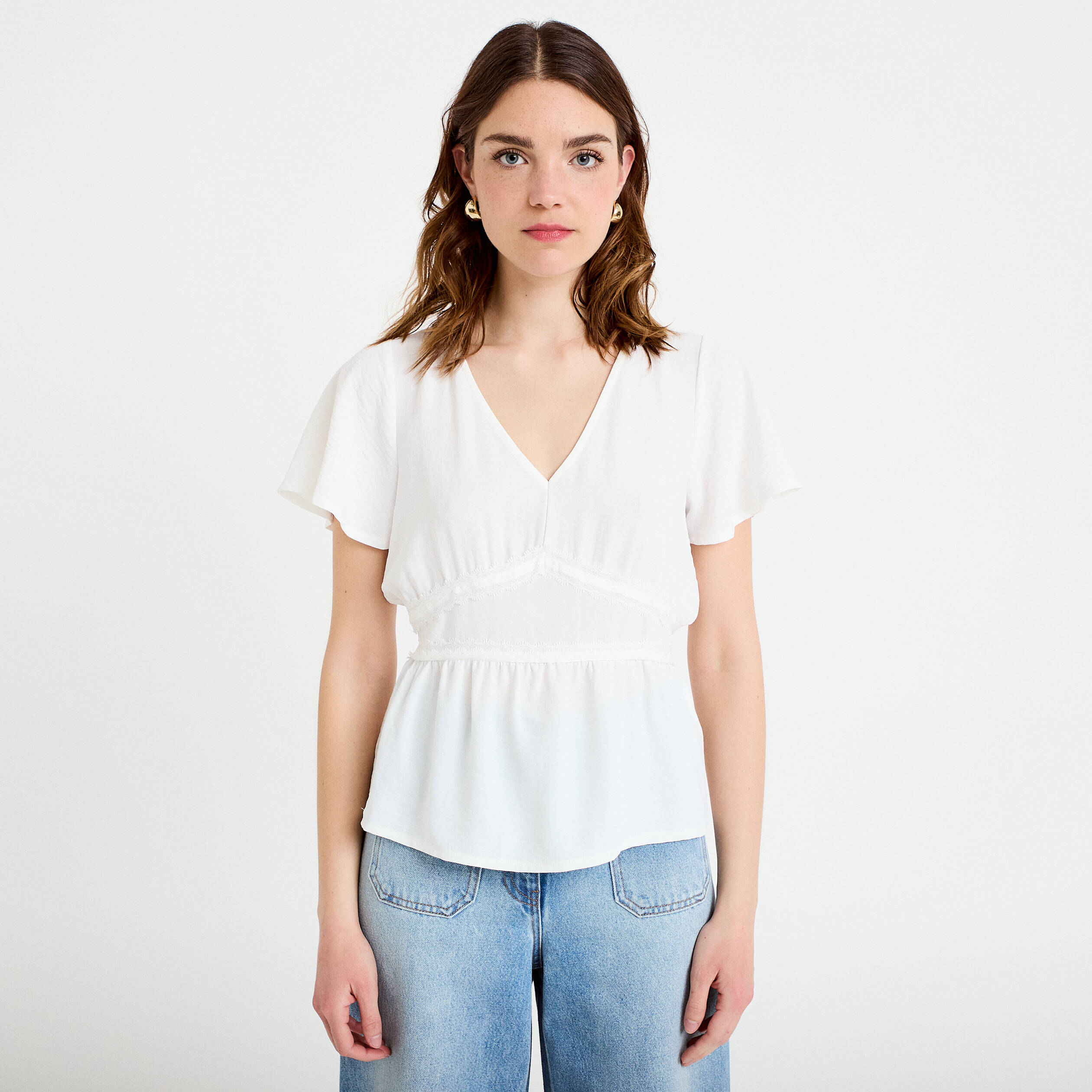 Blouse droite col v manches courtes ecru femme