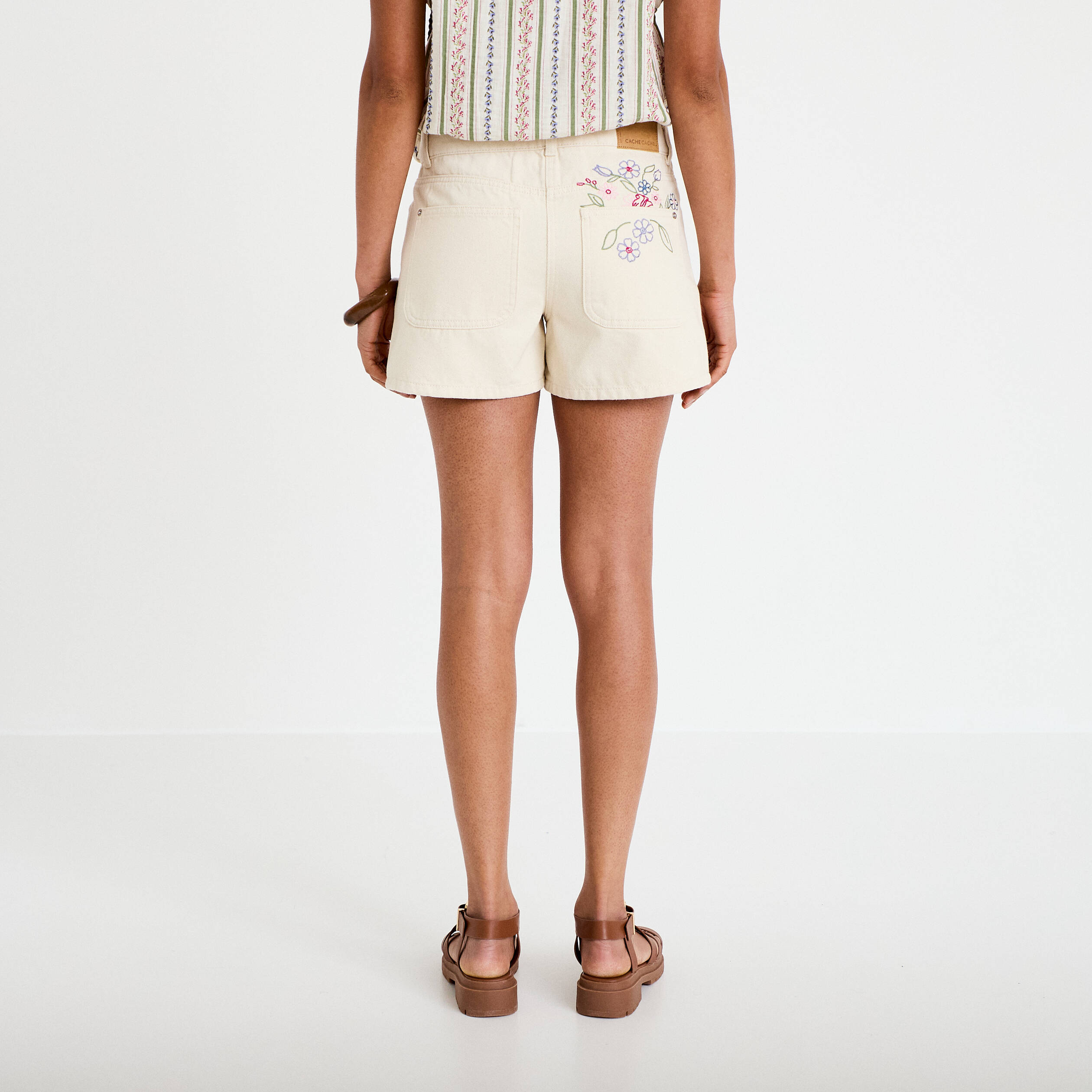 Short en jean avec broderie ecru femme