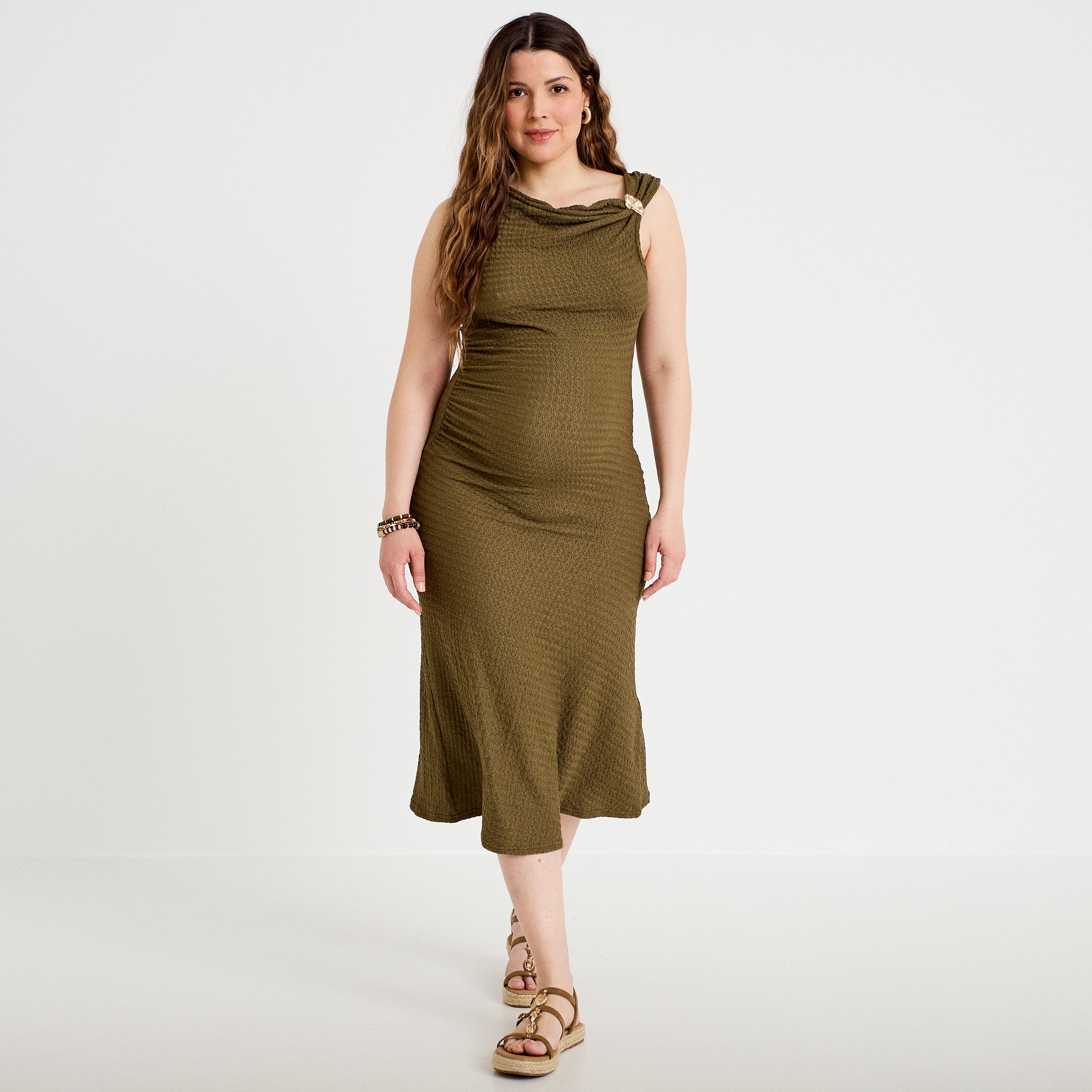 Robe midi droite sans manches en maille vert kaki femme