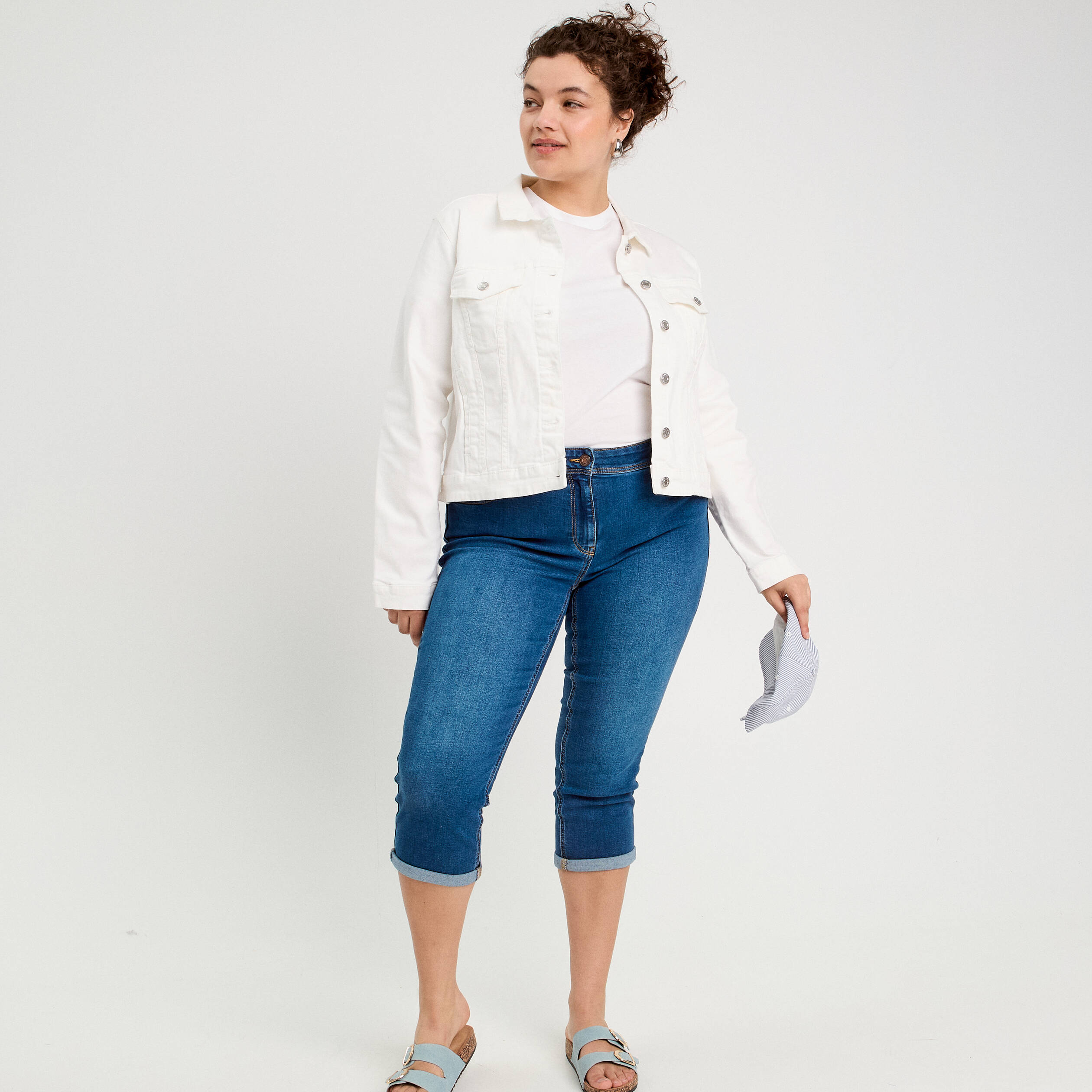 Pantacourt slim en jean denim stone femme