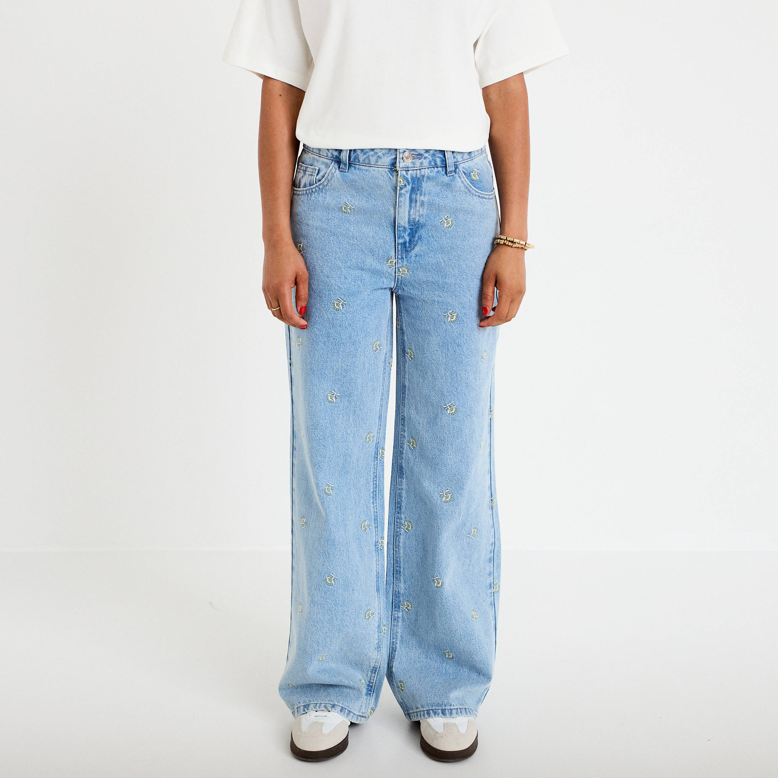 Jean wide leg taille haute brod&eacute; bleu femme