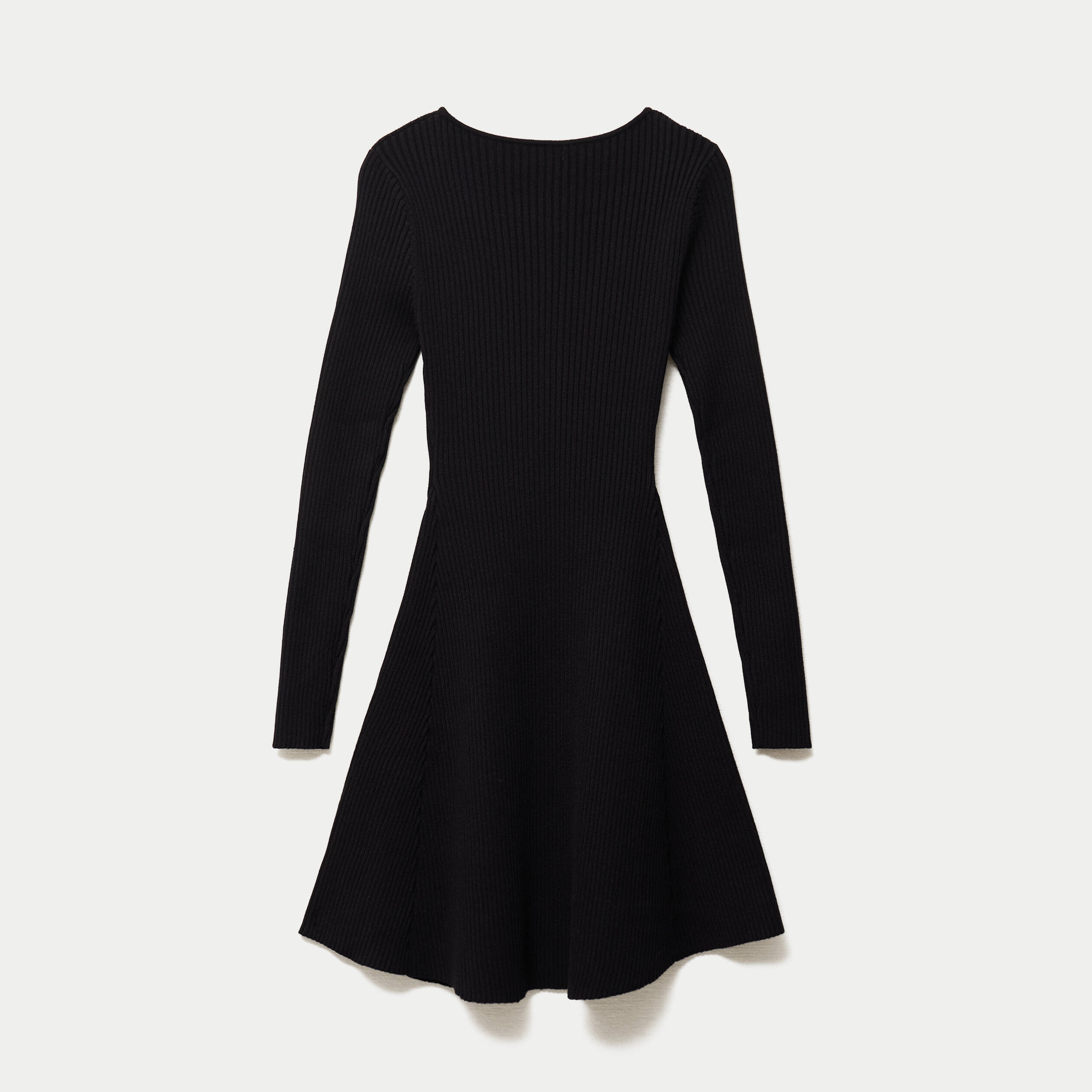 Robe pull patineuse manches longues noir femme