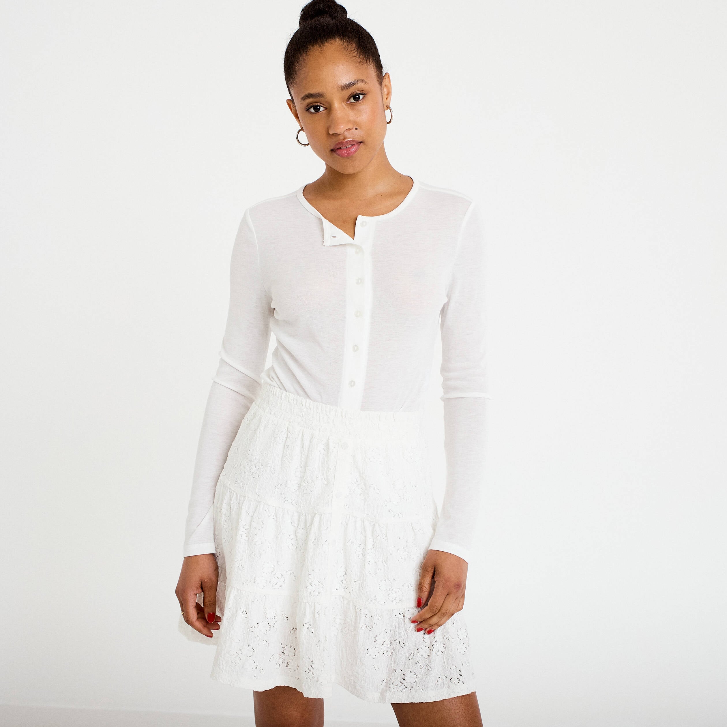 Gilet ajust&eacute; col rond manches longues ecru femme