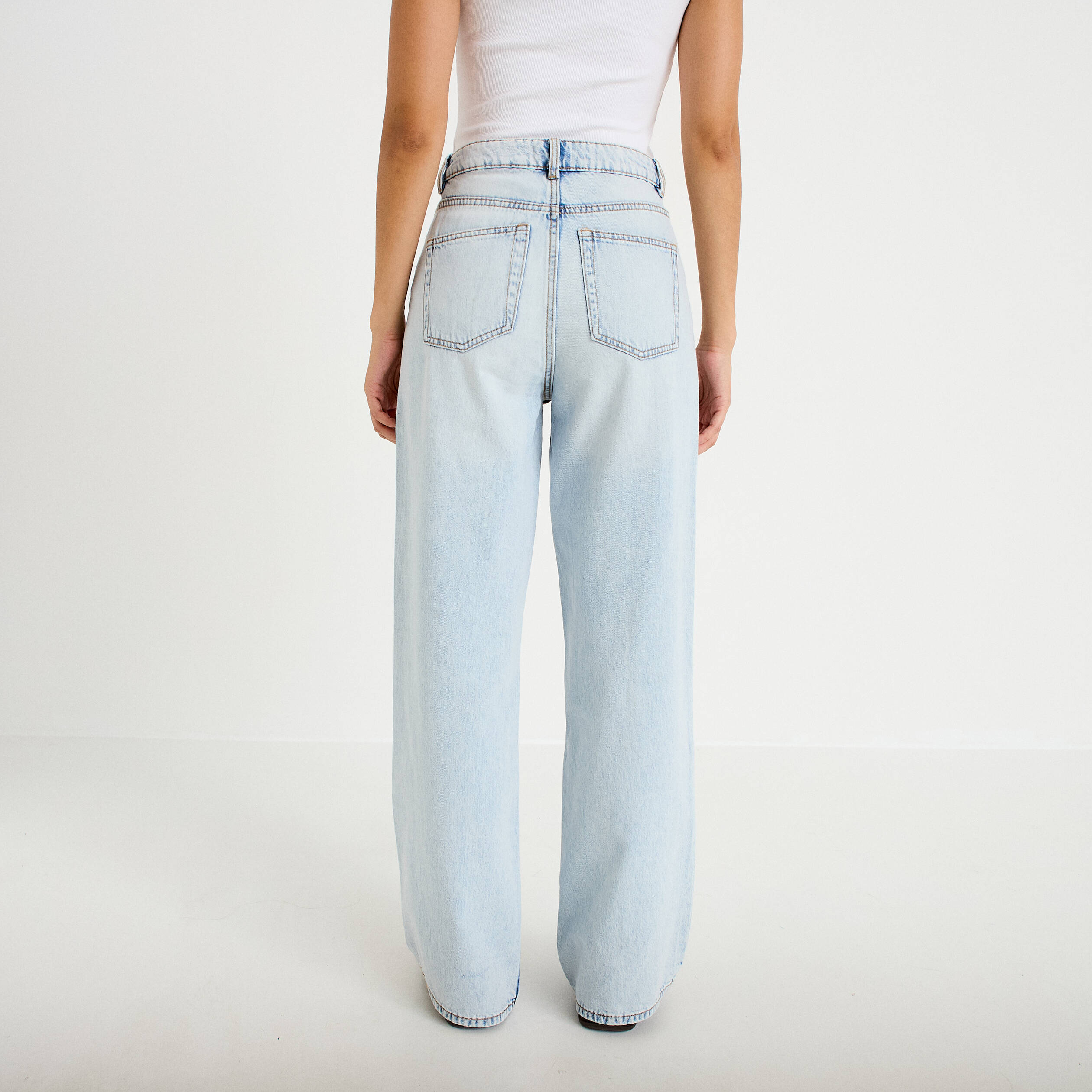 Jeans wide leg taille haute denim bleach femme