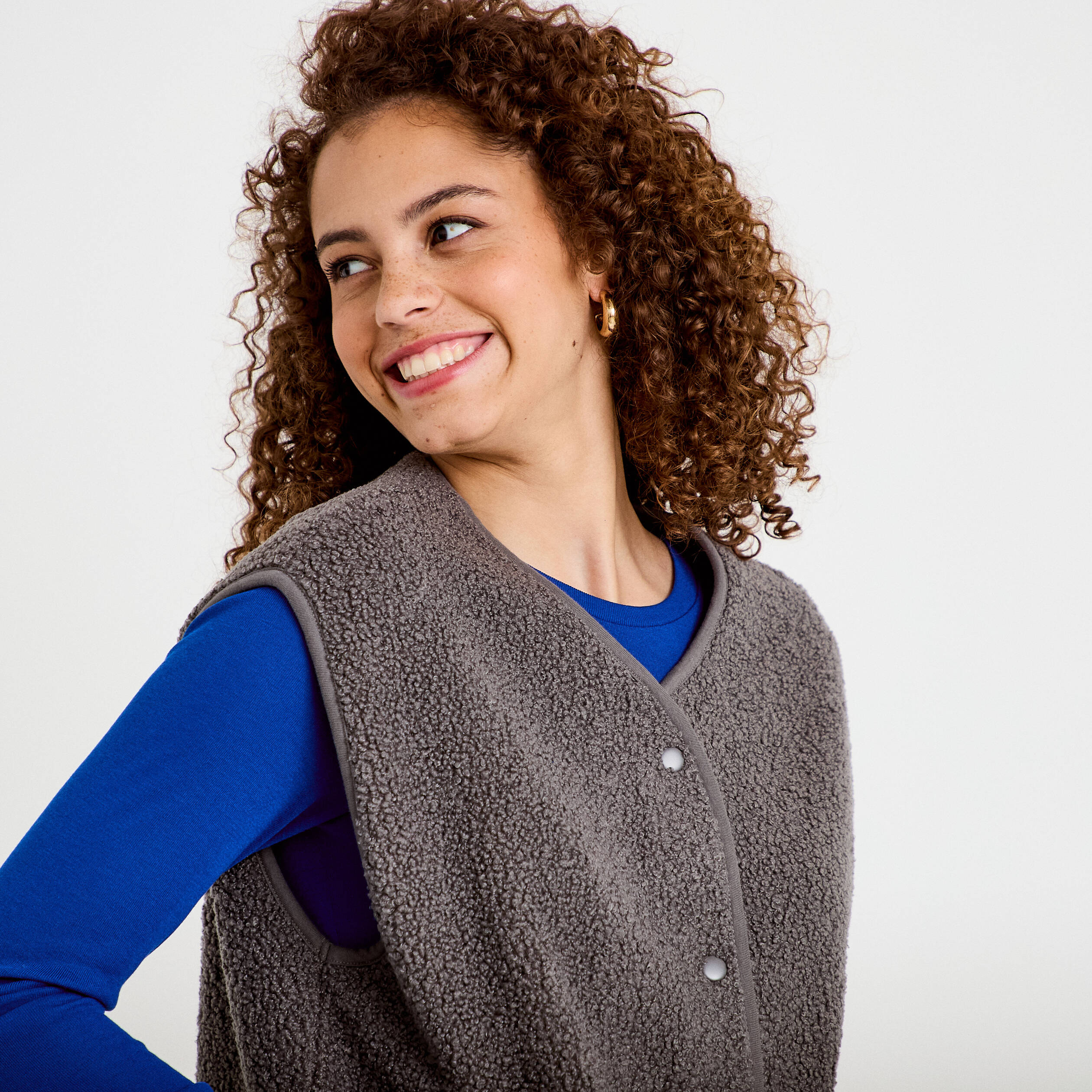 Gilet sans manches effet polaire gris fonc&eacute; femme