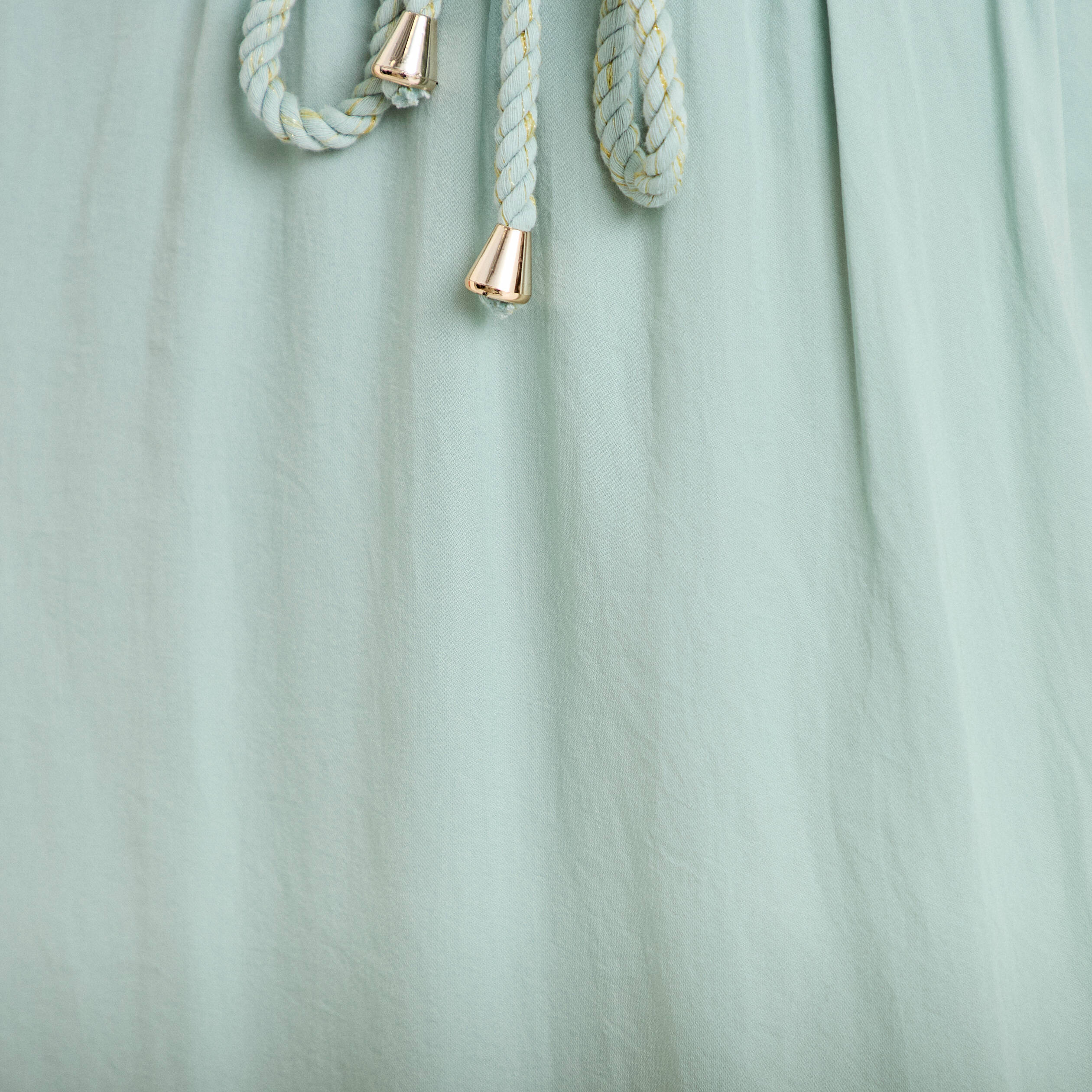 Jupe longue &eacute;vas&eacute;e satin vert pastel femme