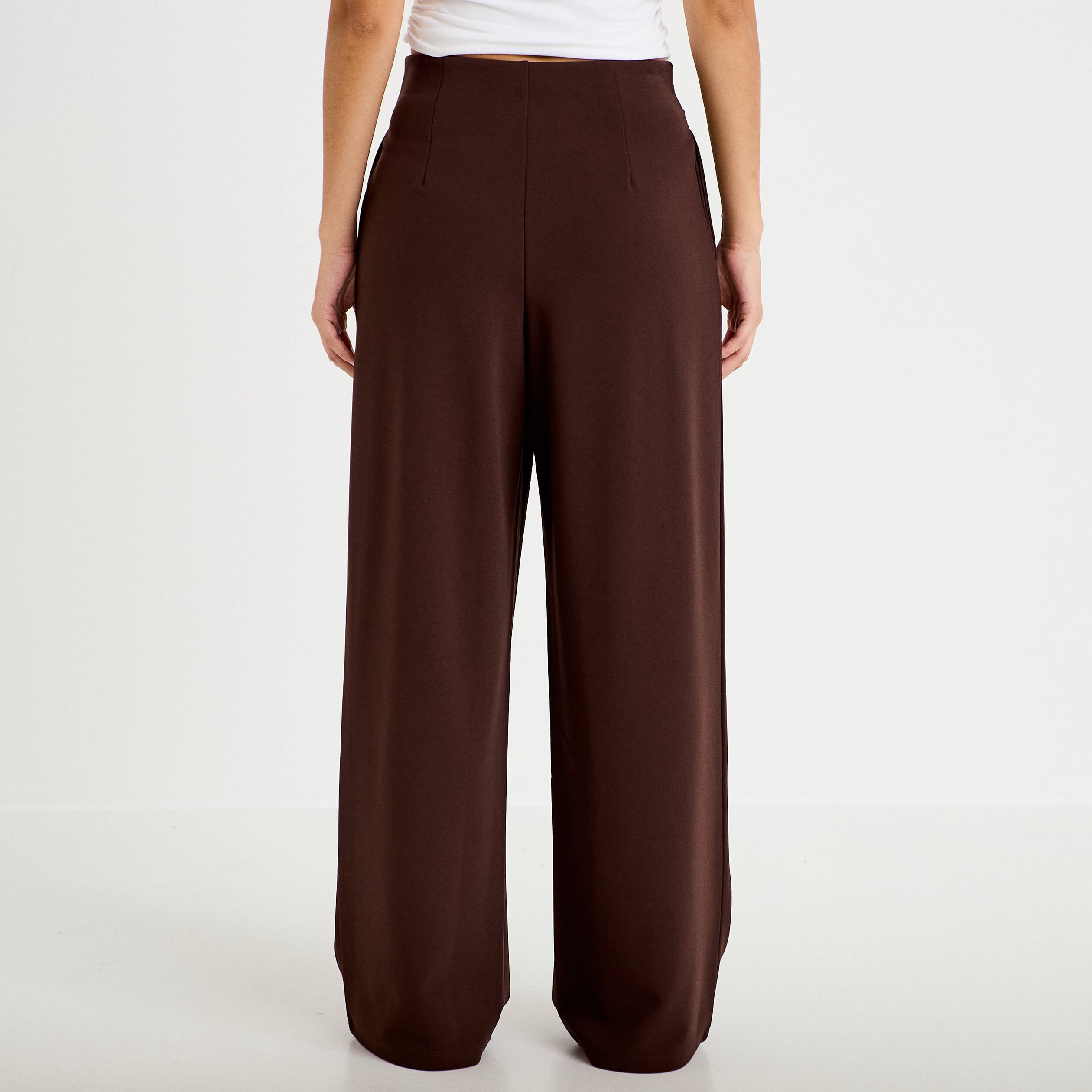 Pantalon bootcut avec ceinture marron fonc&eacute; femme