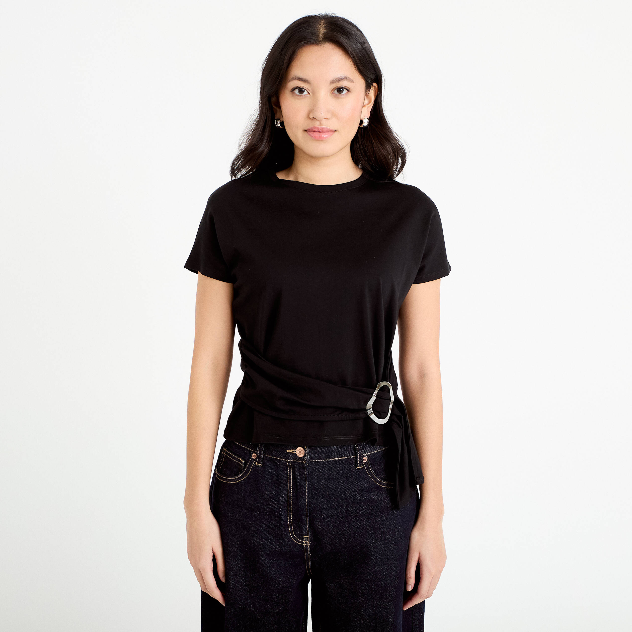 T-shirt ceintur&eacute; noir femme