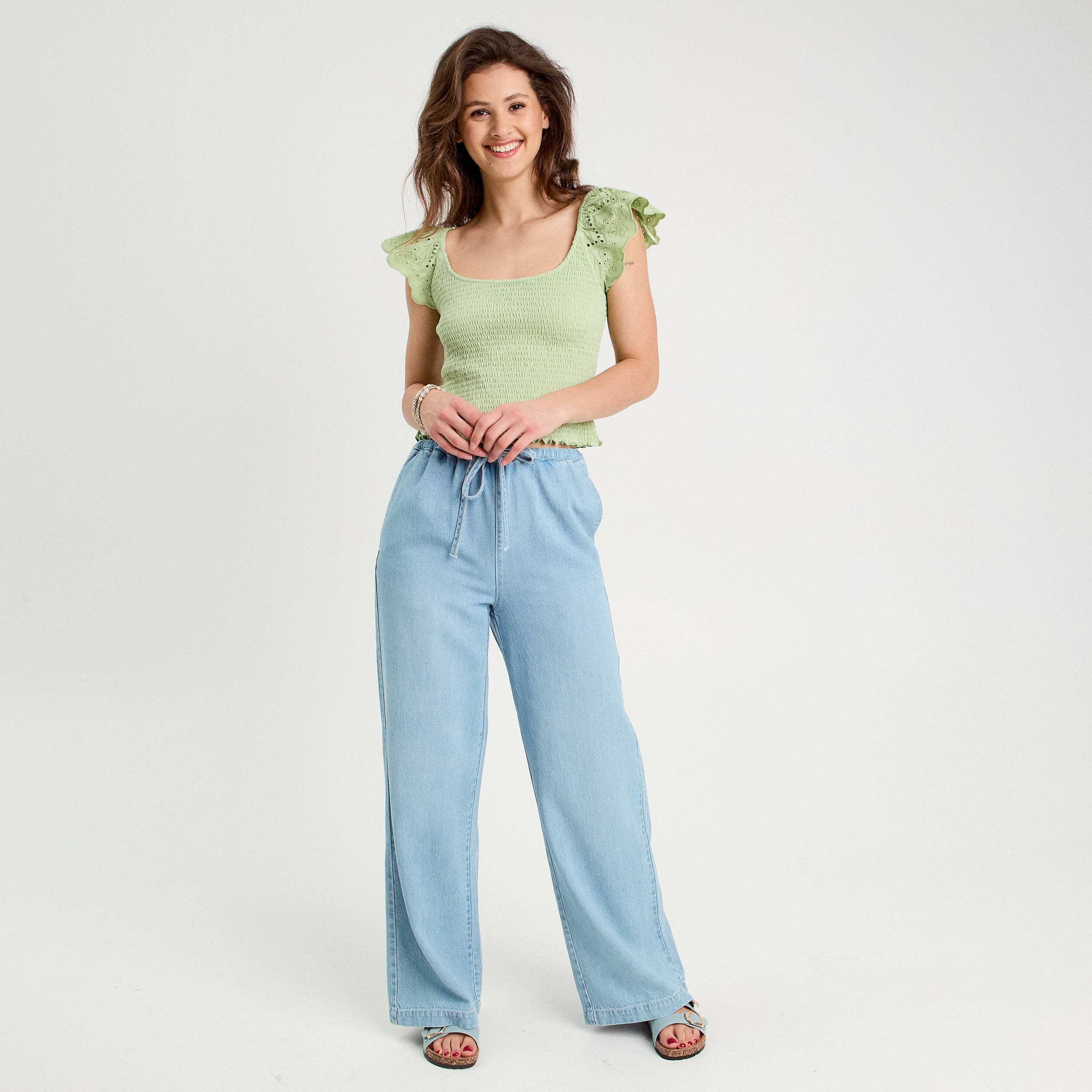 T-shirt smock&eacute; avec broderie vert clair femme