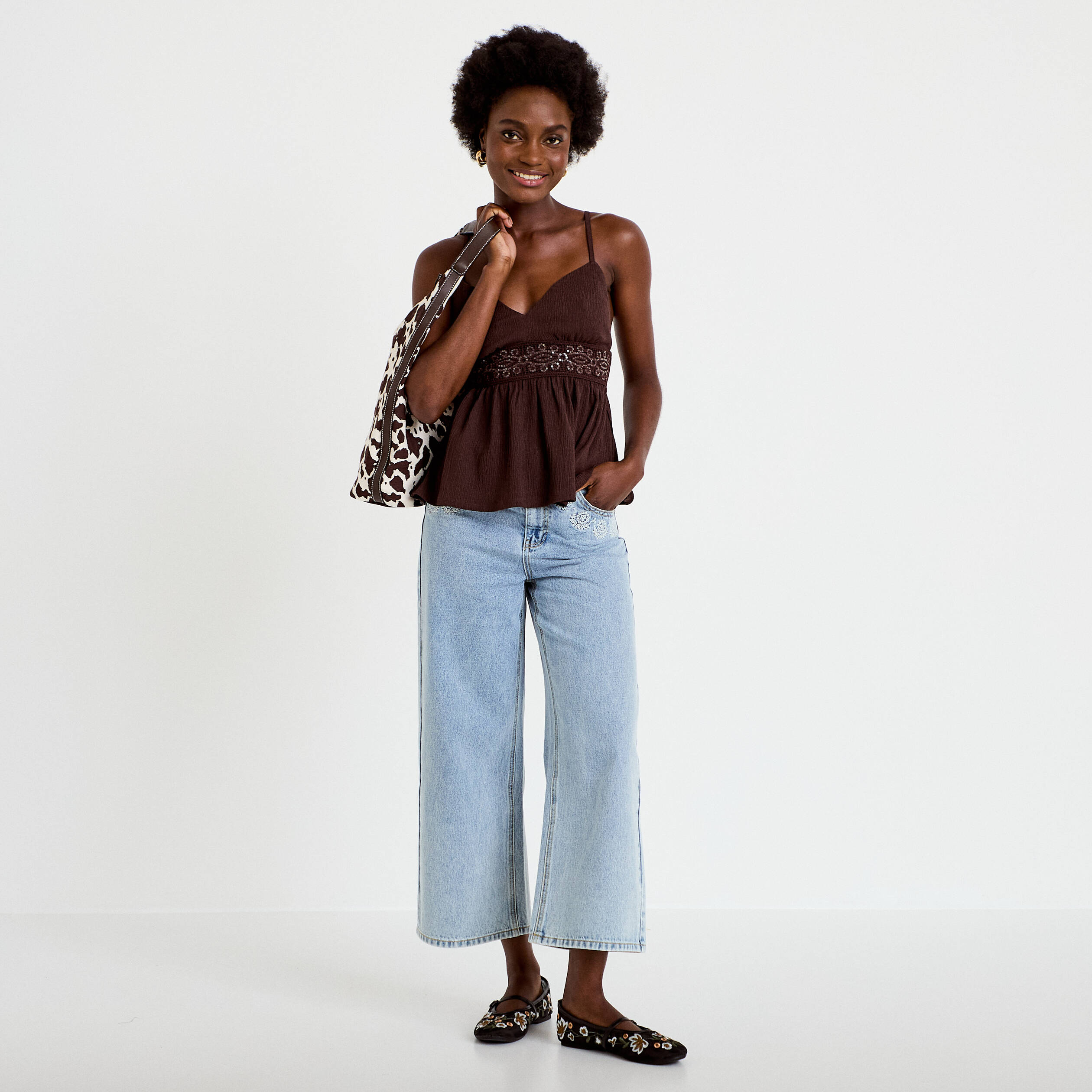 D&eacute;bardeur d&eacute;tail crochet marron fonc&eacute; femme