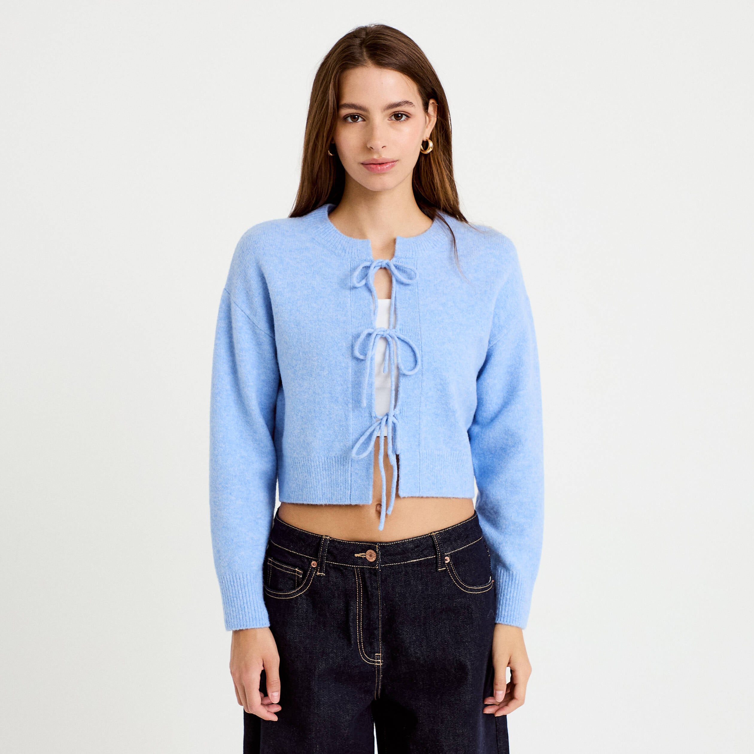Gilet court nou&eacute; bleu ciel femme
