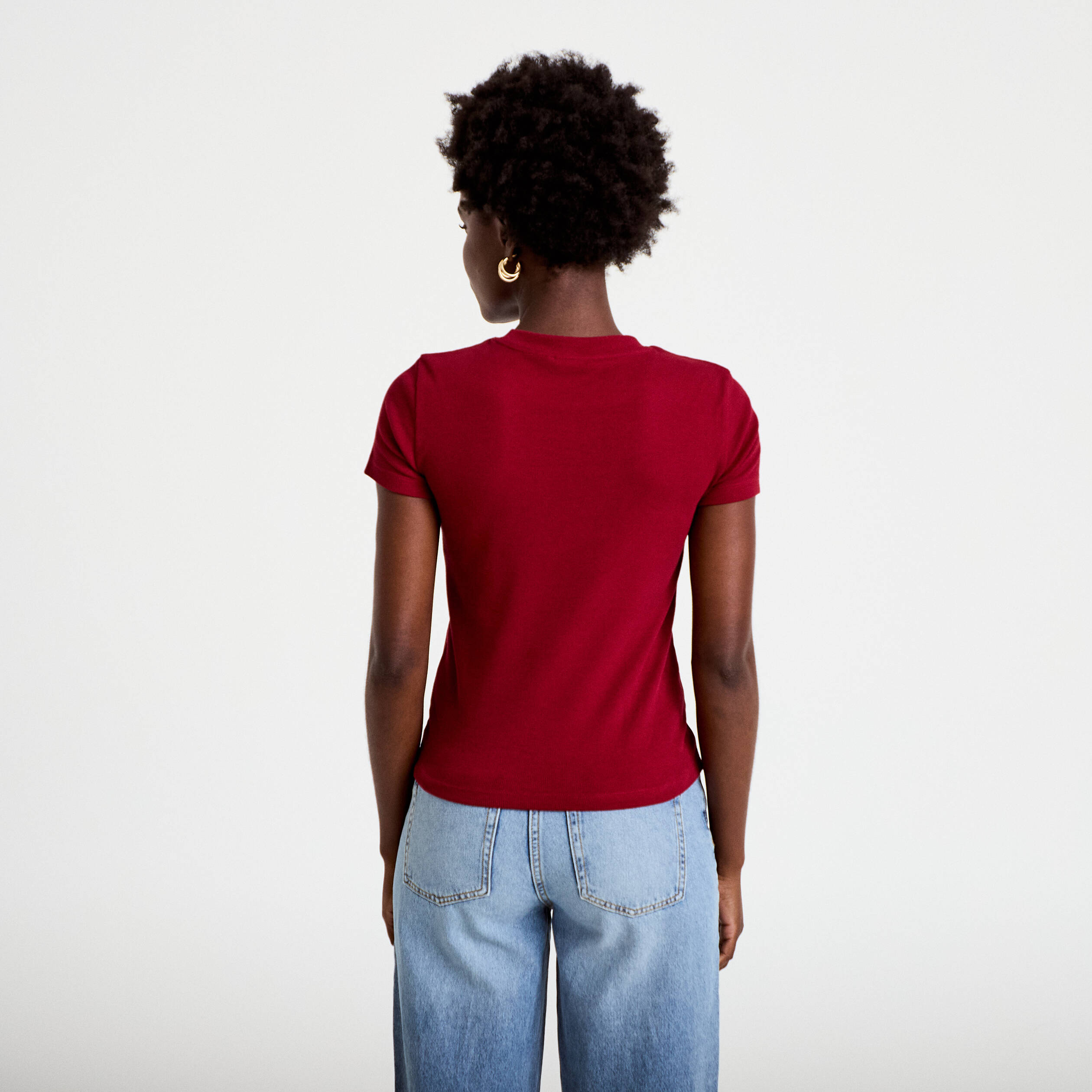 T-shirt c&ocirc;tel&eacute; ajust&eacute; manches courtes rouge femme