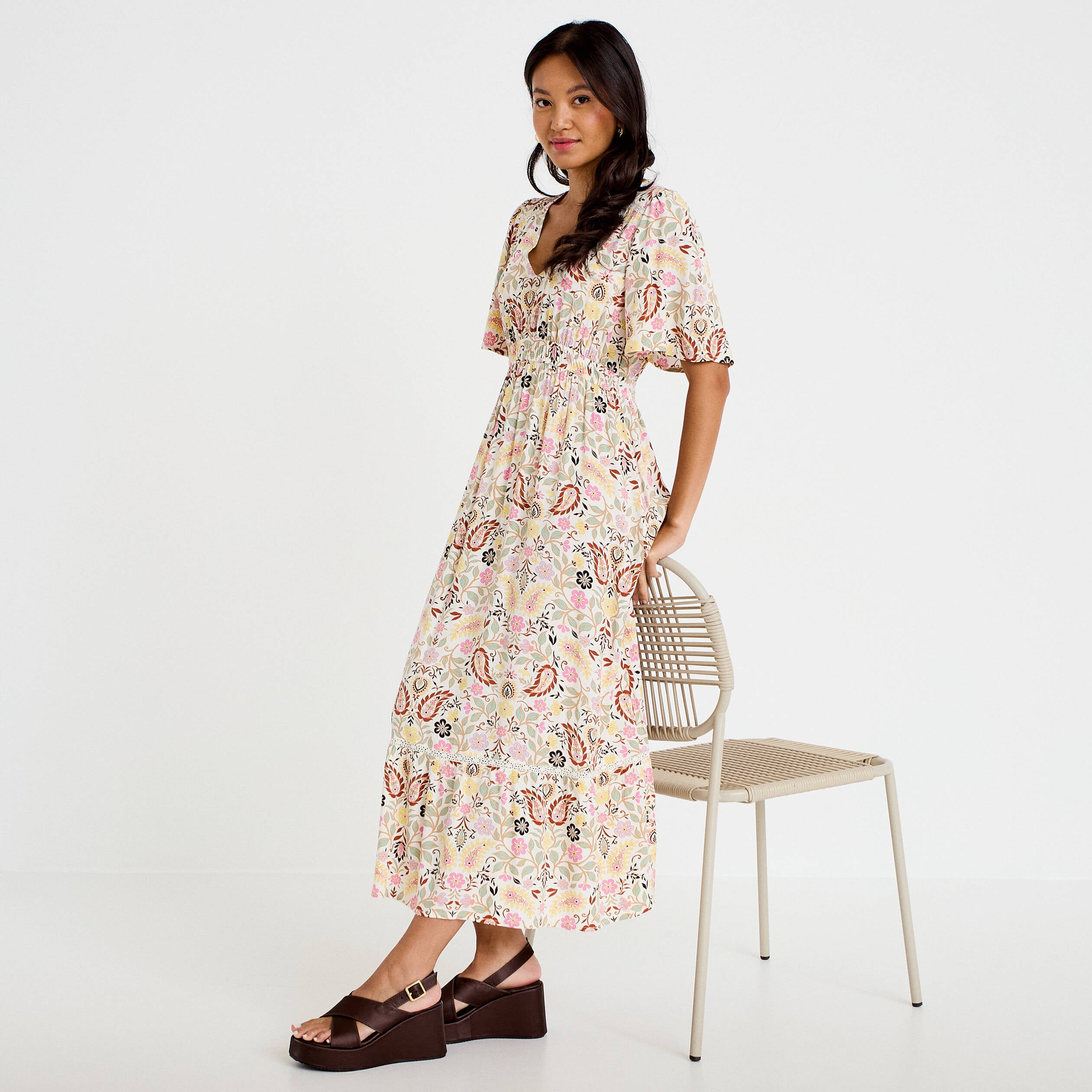 Robe &eacute;vas&eacute;e blanc femme