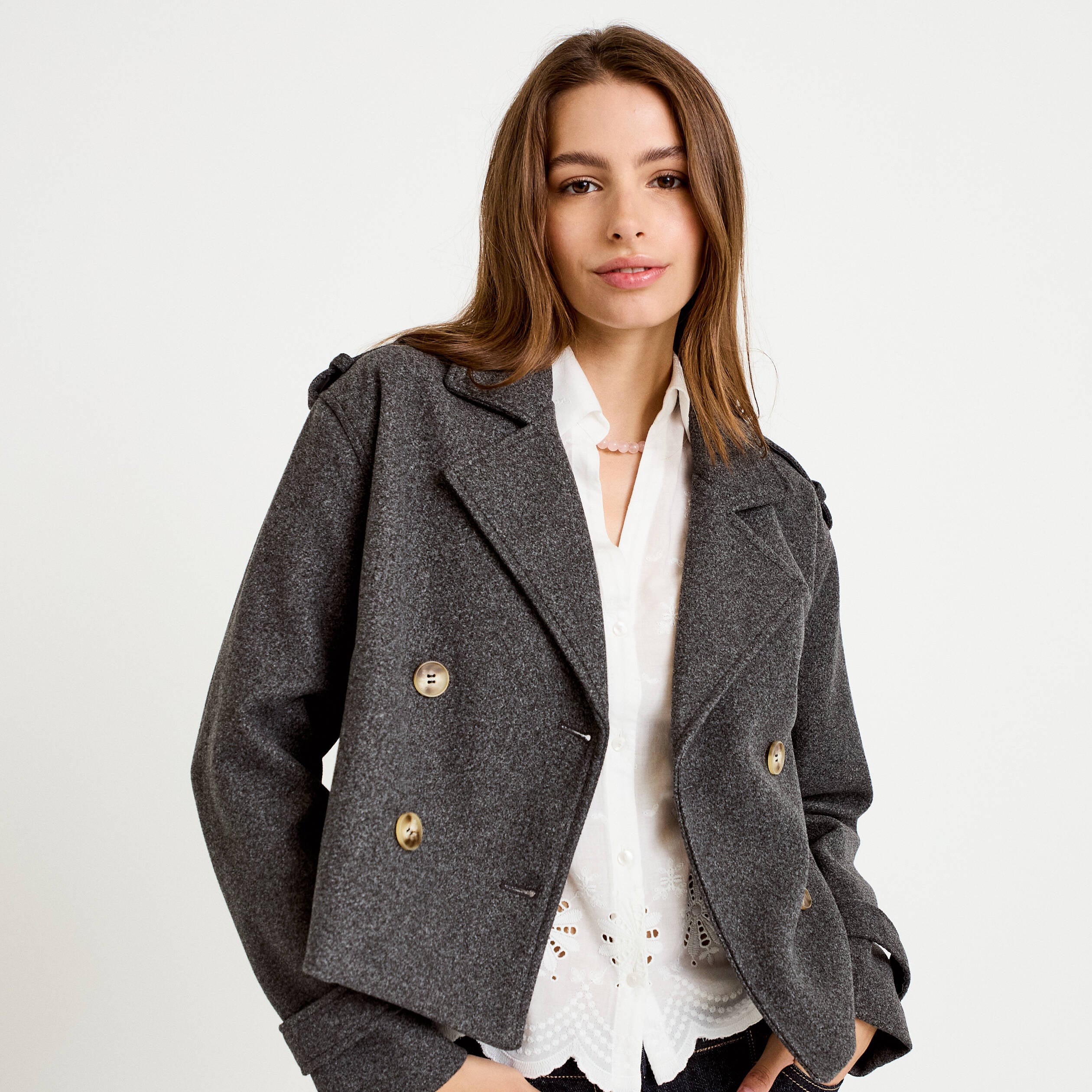 Trench droit court col tailleur gris femme