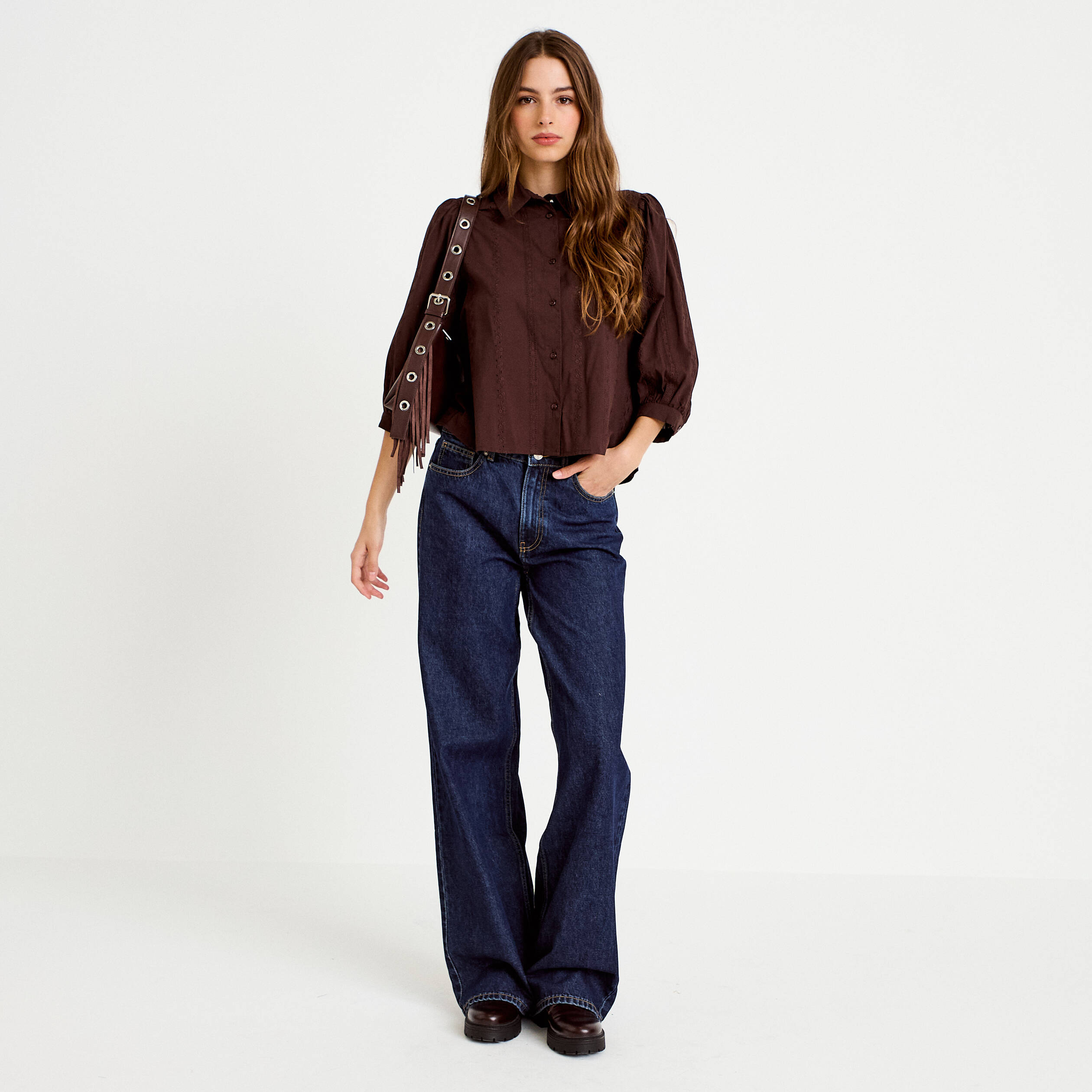 Chemise droite col classique manches 3/4 marron fonc&eacute; femme
