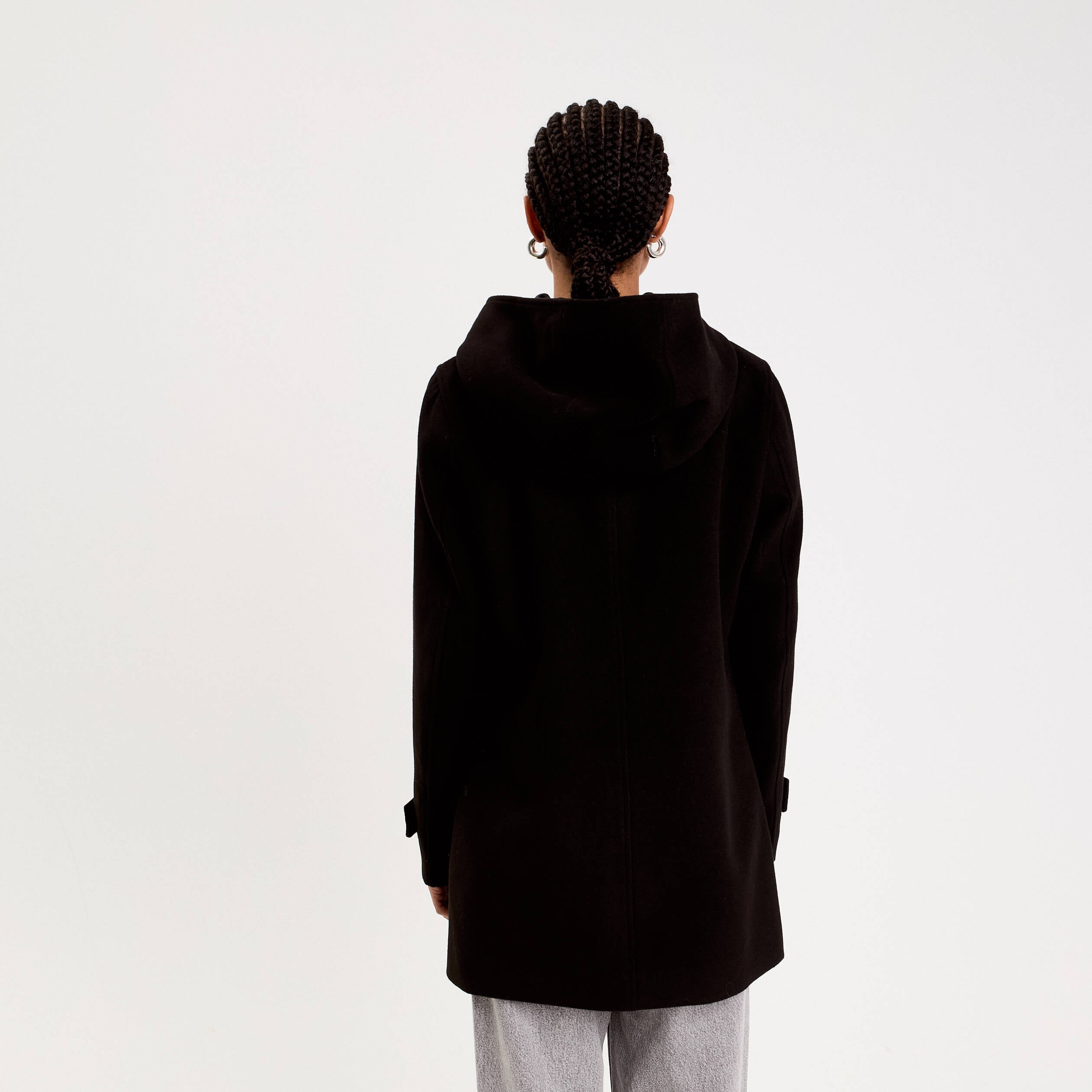 Manteau ajust&eacute; 3/4 &agrave; capuche noir femme