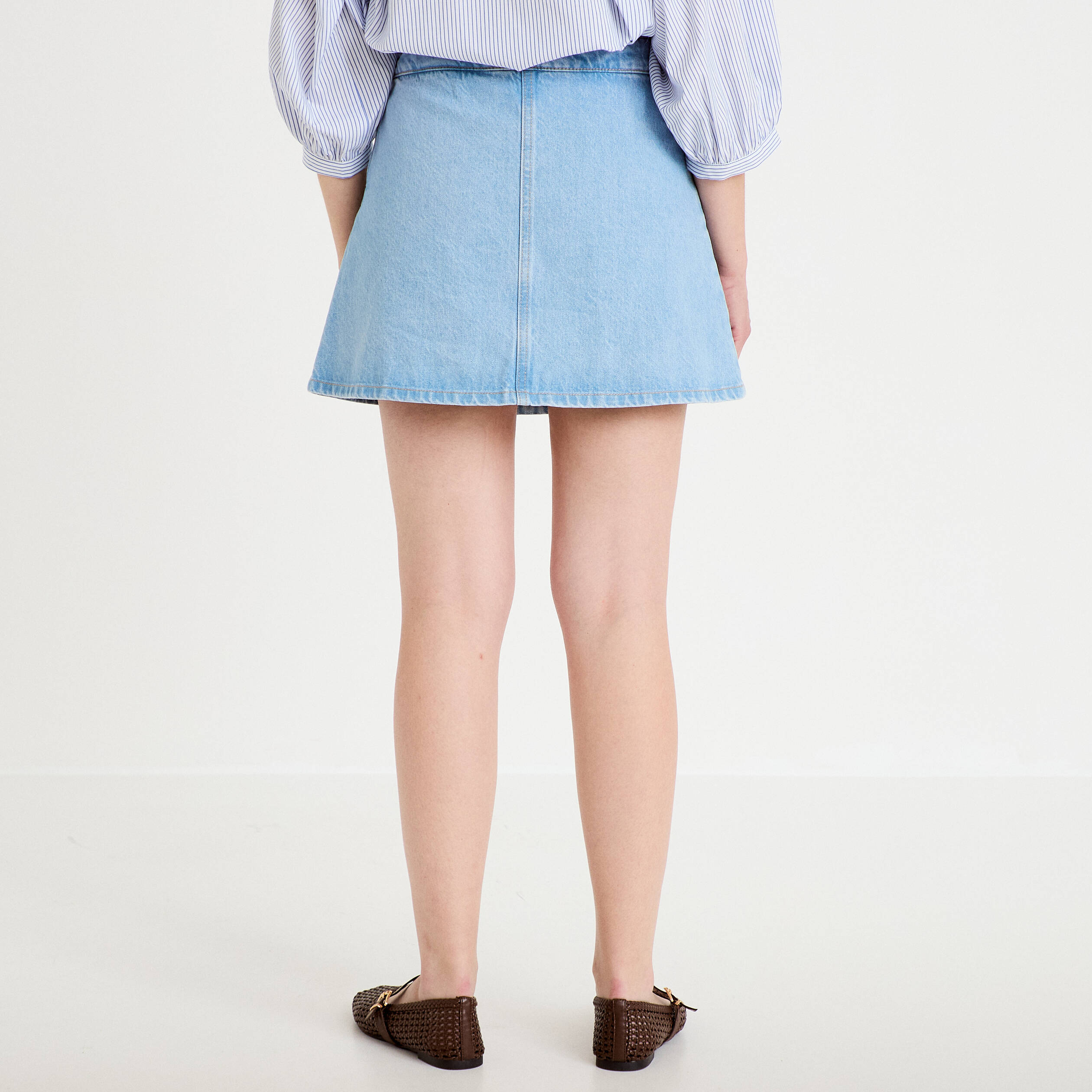 Jupe-short trap&egrave;ze en jean denim bleach femme