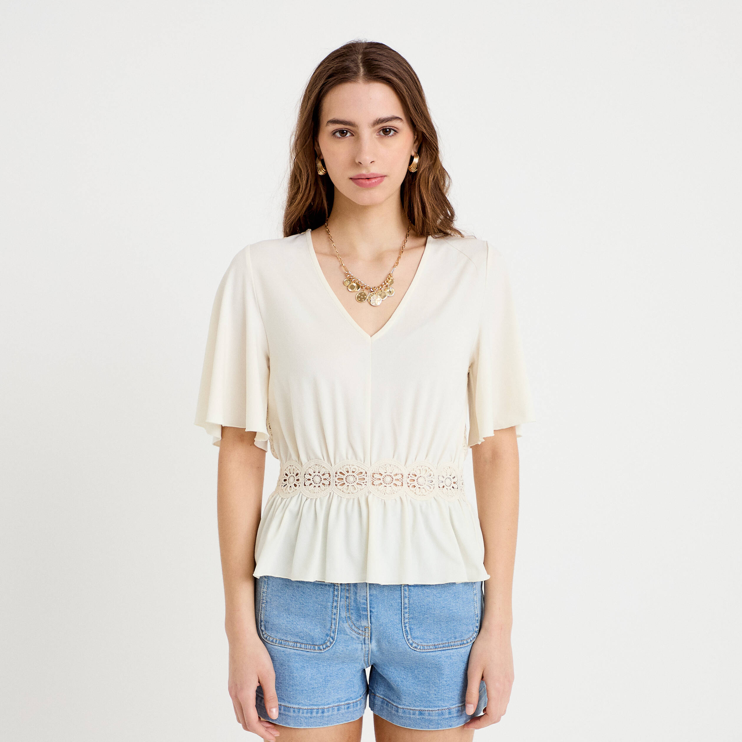 Blouse col v manches courtes ecru femme
