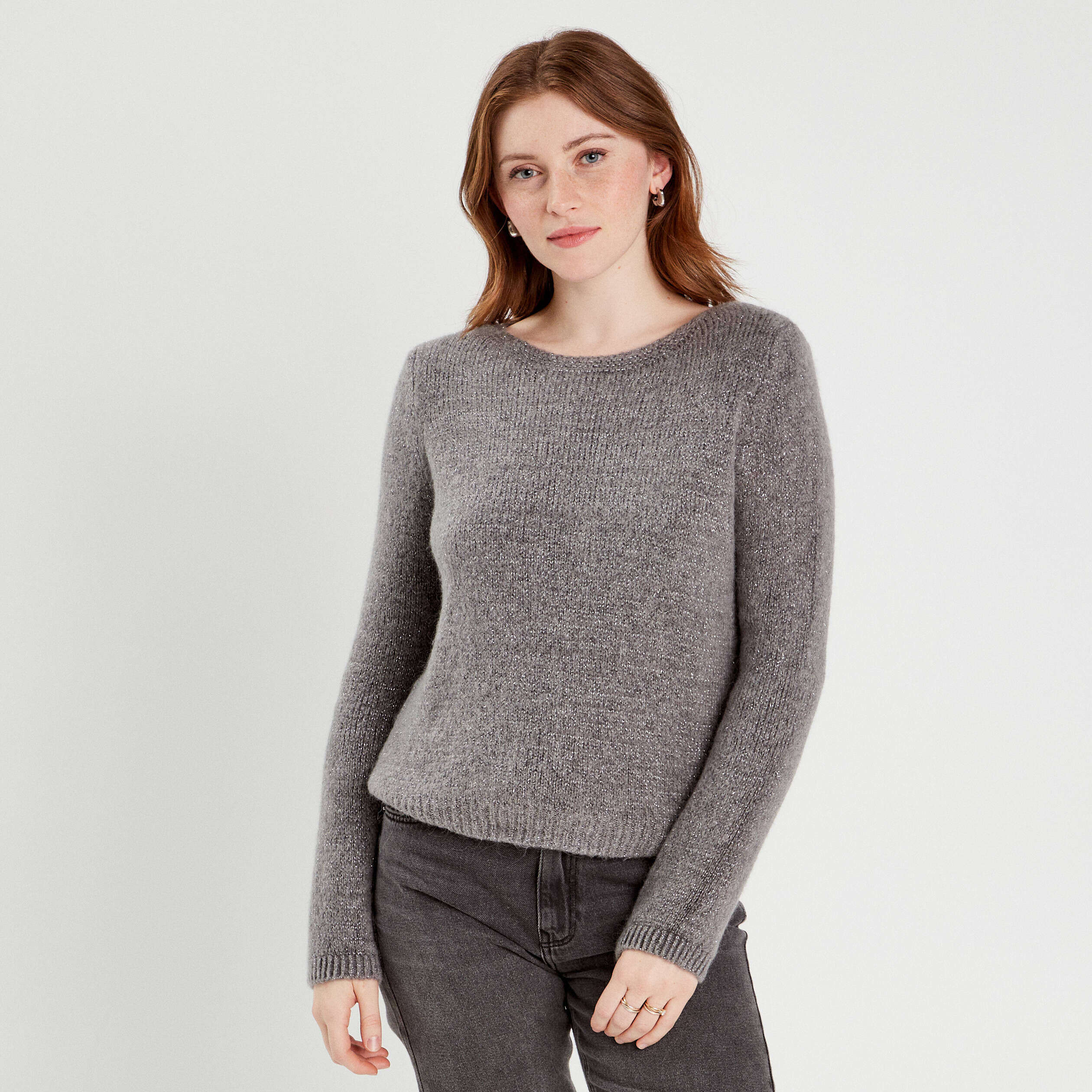 Pull fils m&eacute;tallis&eacute;s col bateau gris fonc&eacute; femme
