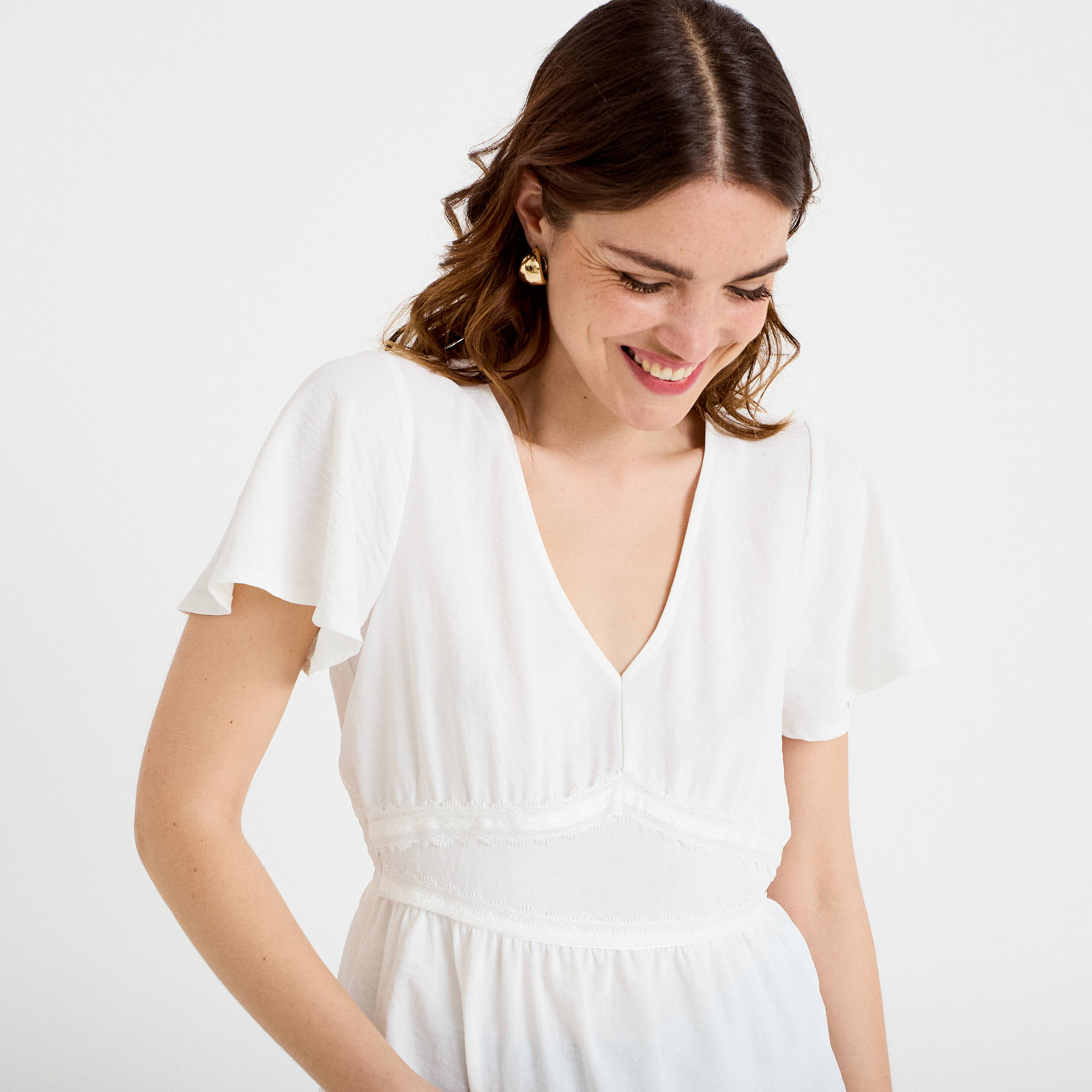Blouse droite col v manches courtes ecru femme