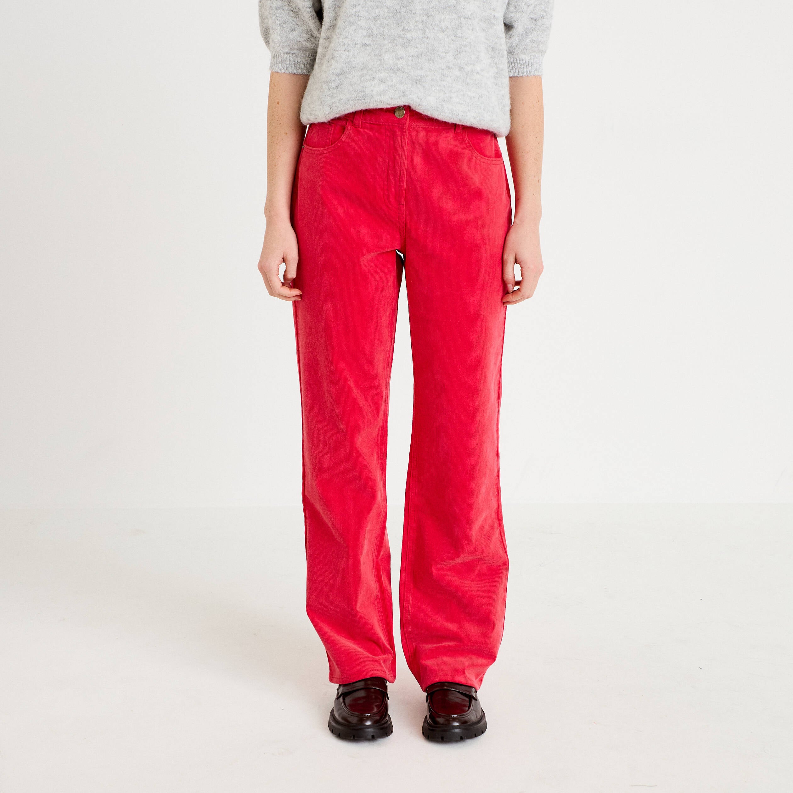 Pantalon droit en velours rouge femme