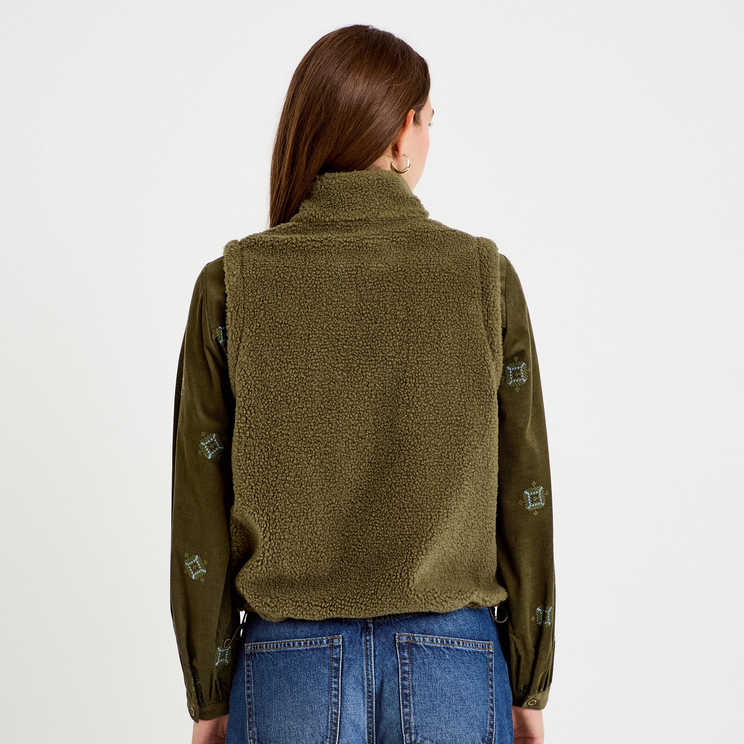Veste sans manches col montant bouclette vert kaki femme