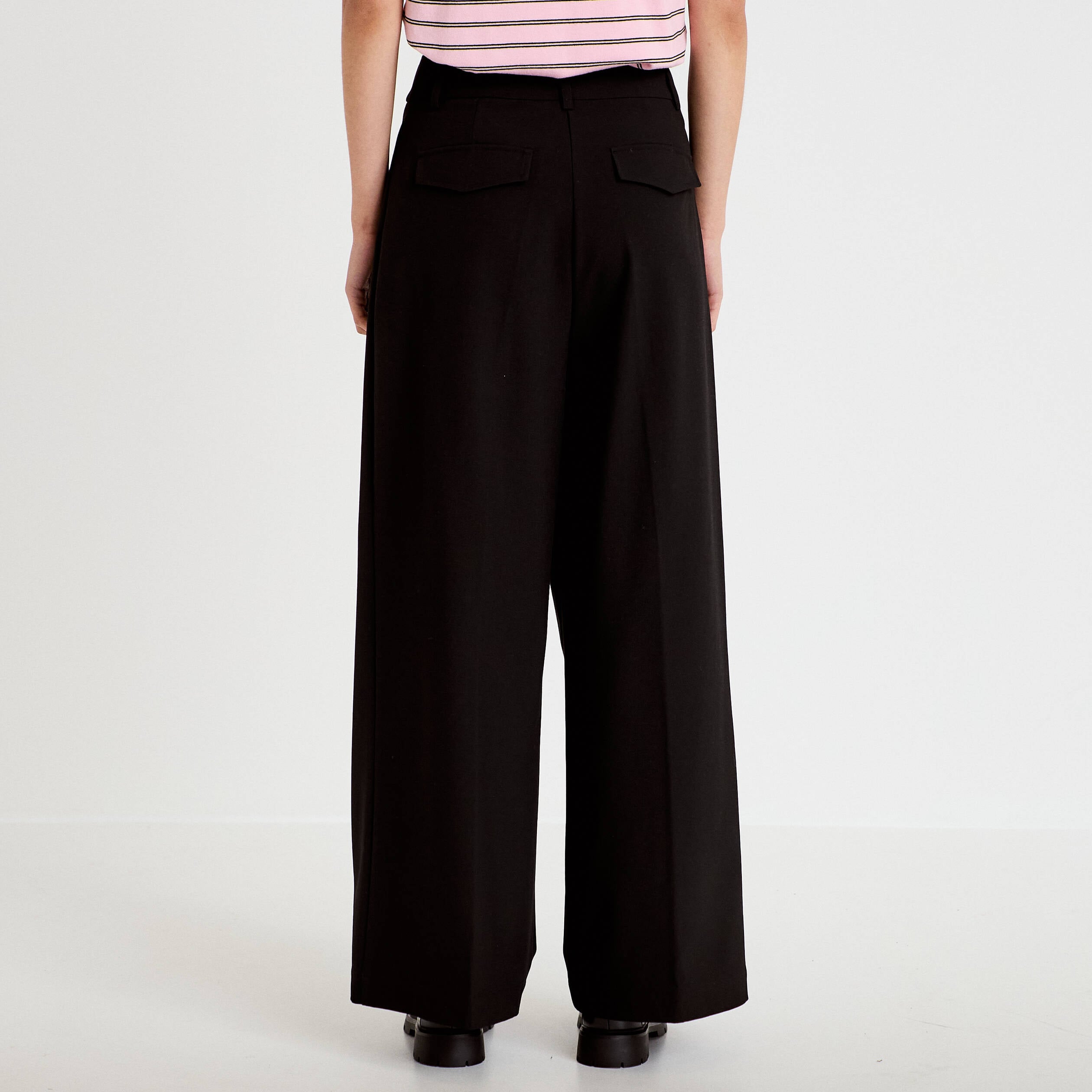 Pantalon large &agrave; pinces noir femme