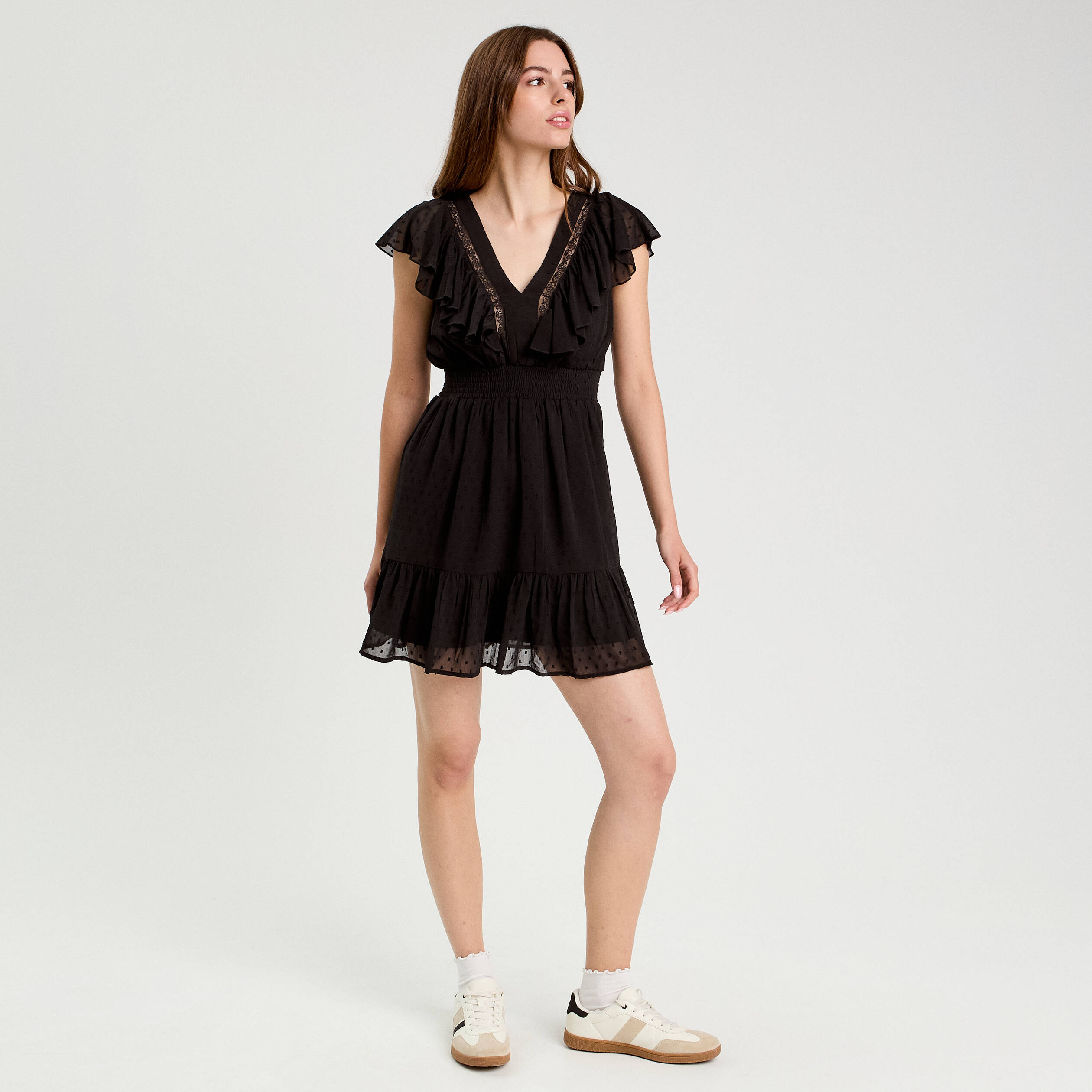 Robe &eacute;vas&eacute;e plumetis noir femme