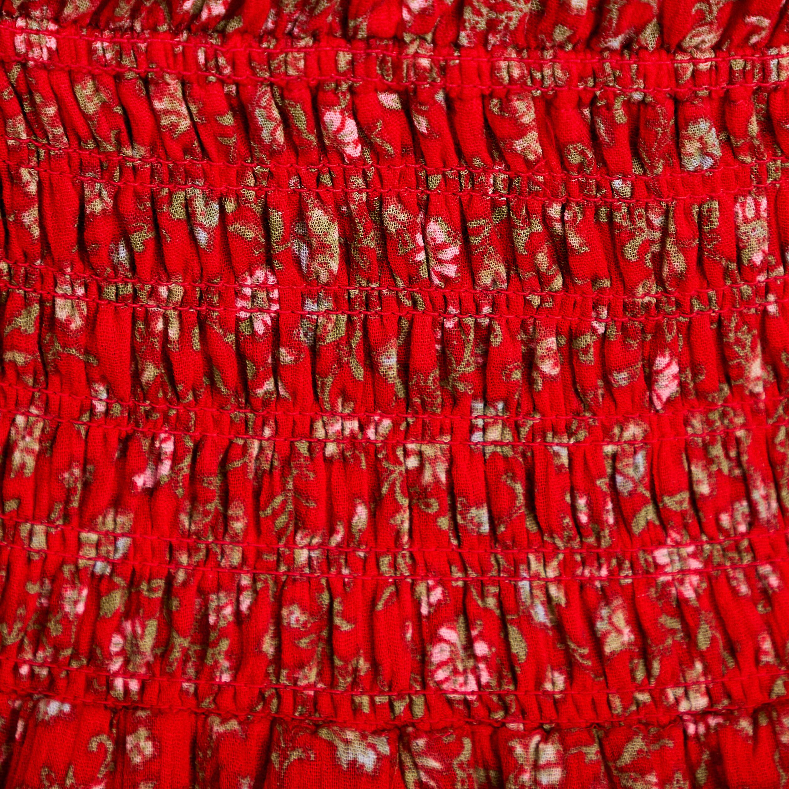 Robe longue &eacute;vas&eacute;e col carr&eacute; rouge femme
