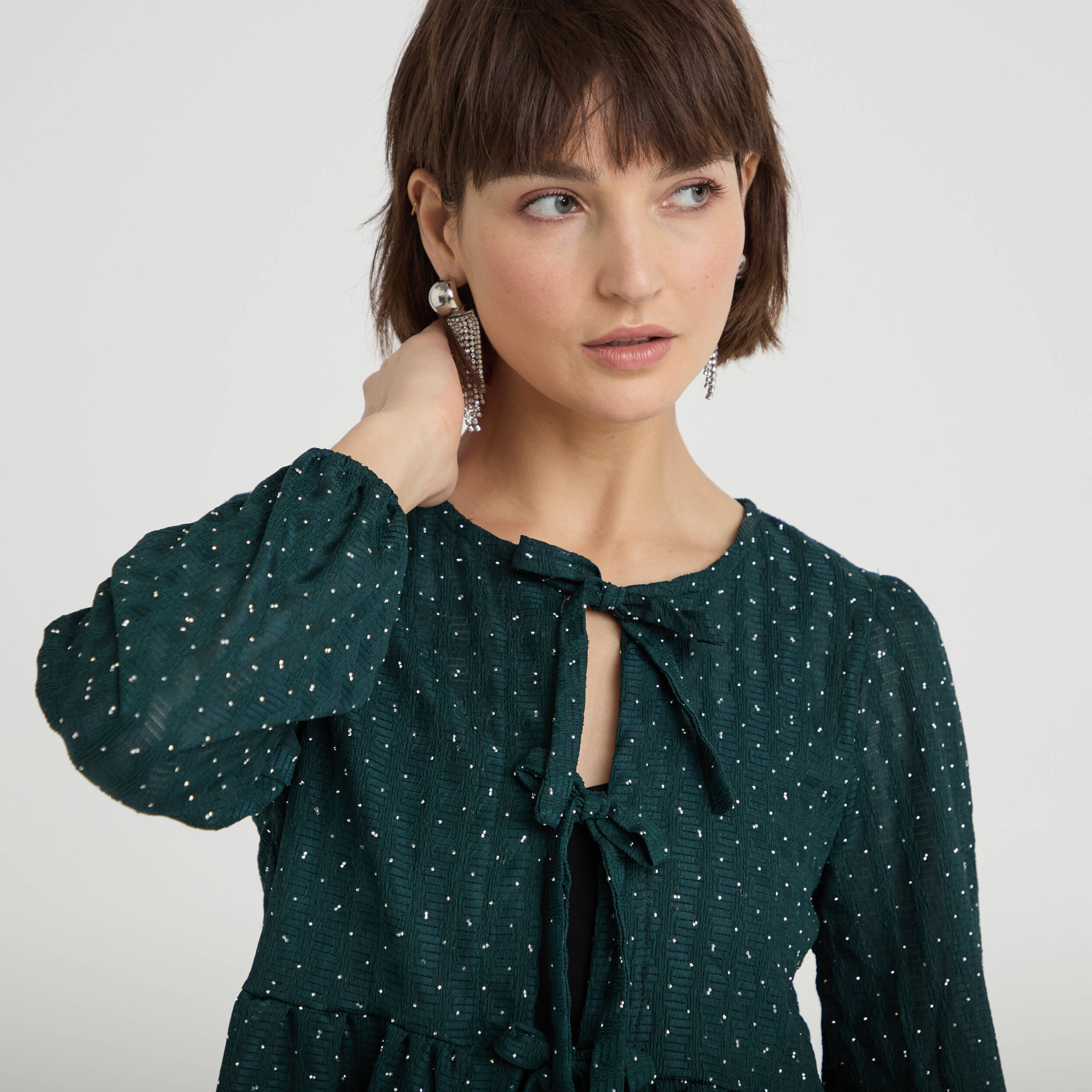 Blouse nou&eacute;e strass vert fonc&eacute; femme