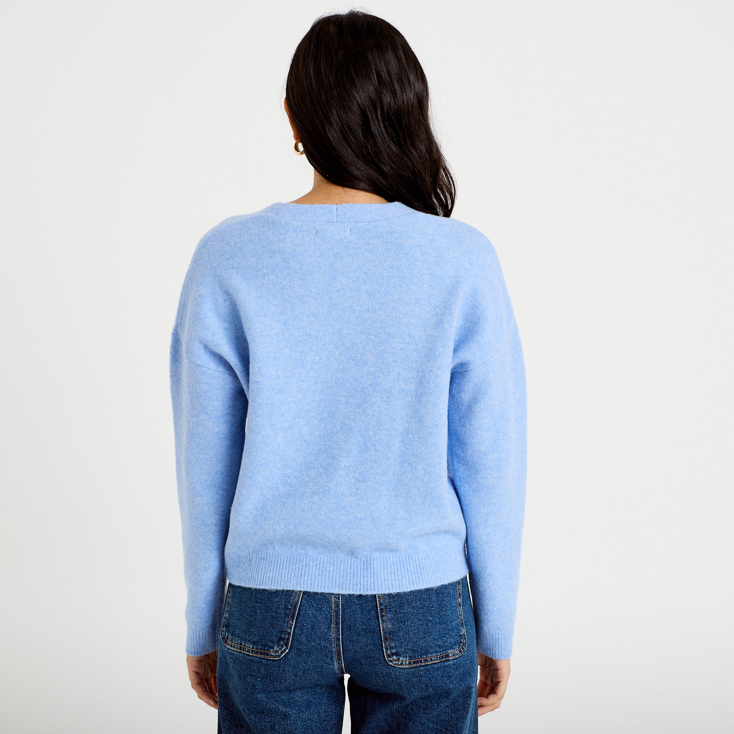 Gilet manches longues fleurs brod&eacute;es bleu ciel femme