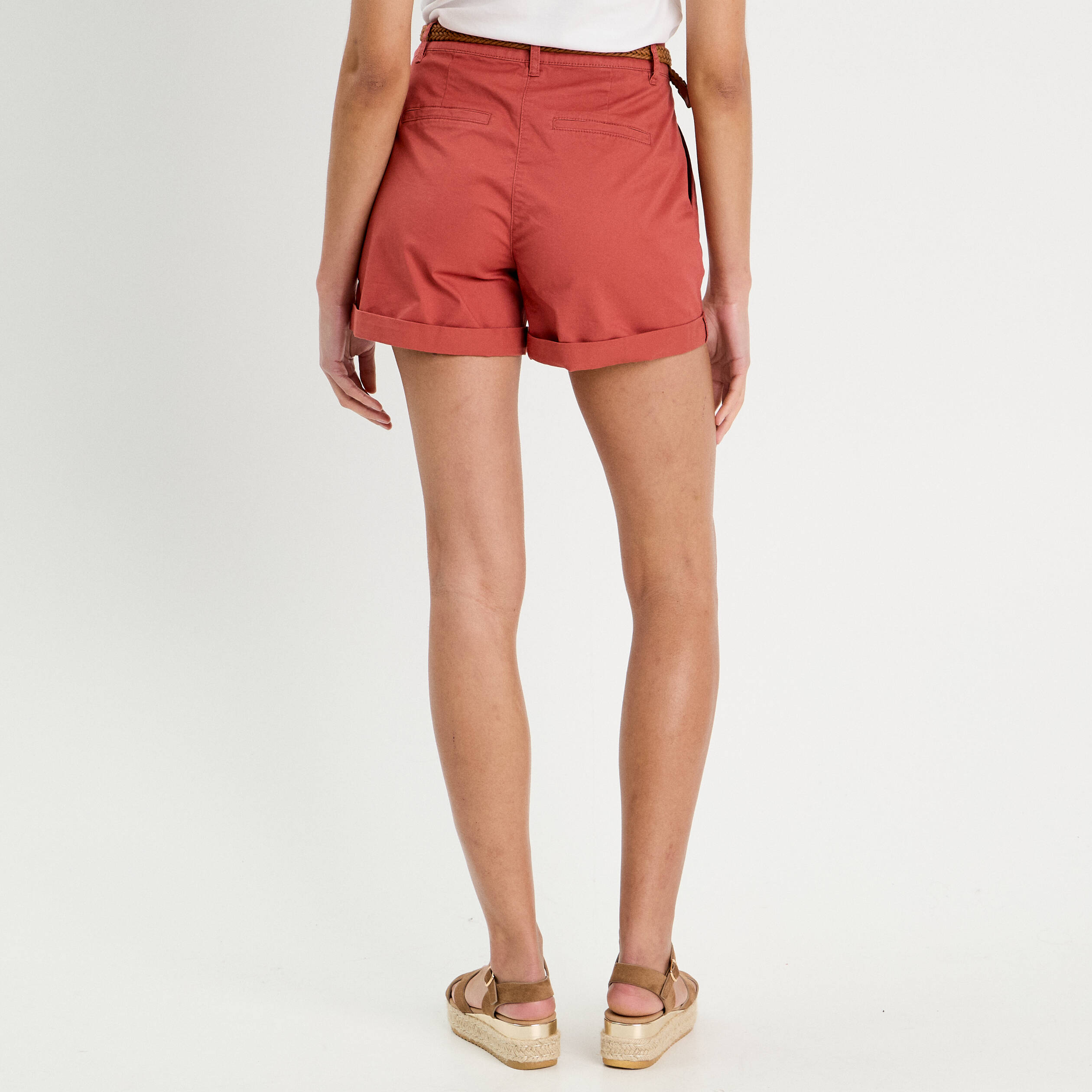 Short chino ceintur&eacute; vieux rose femme