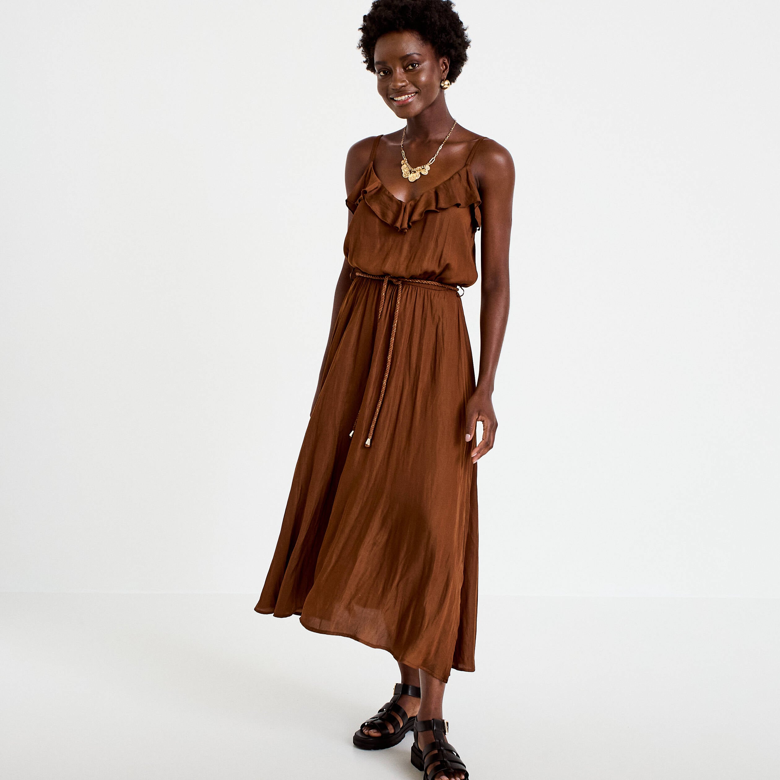 Robe longue &eacute;vas&eacute;e col v bretelles marron femme