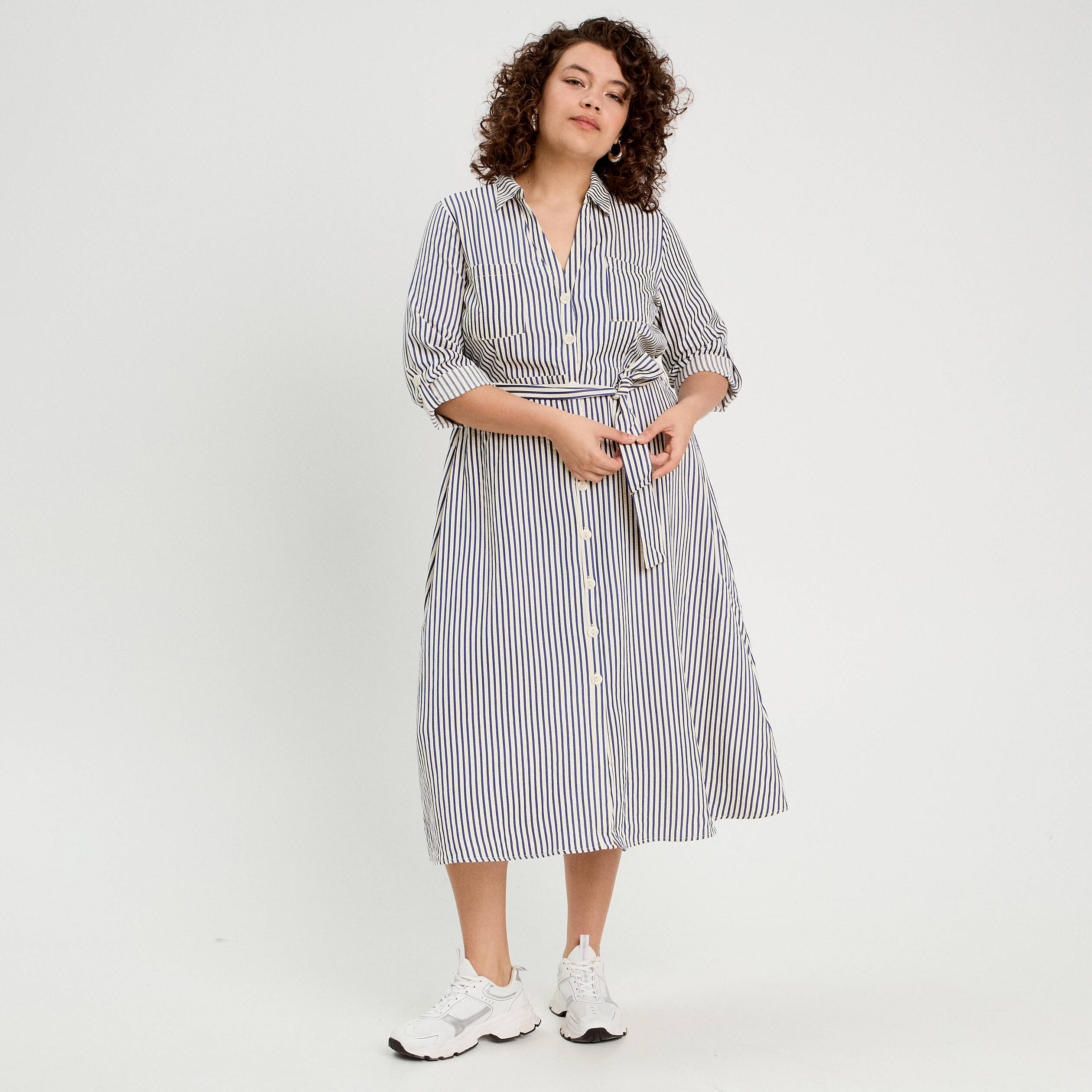 Robe longue chemise ceintur&eacute;e bleu marine femme