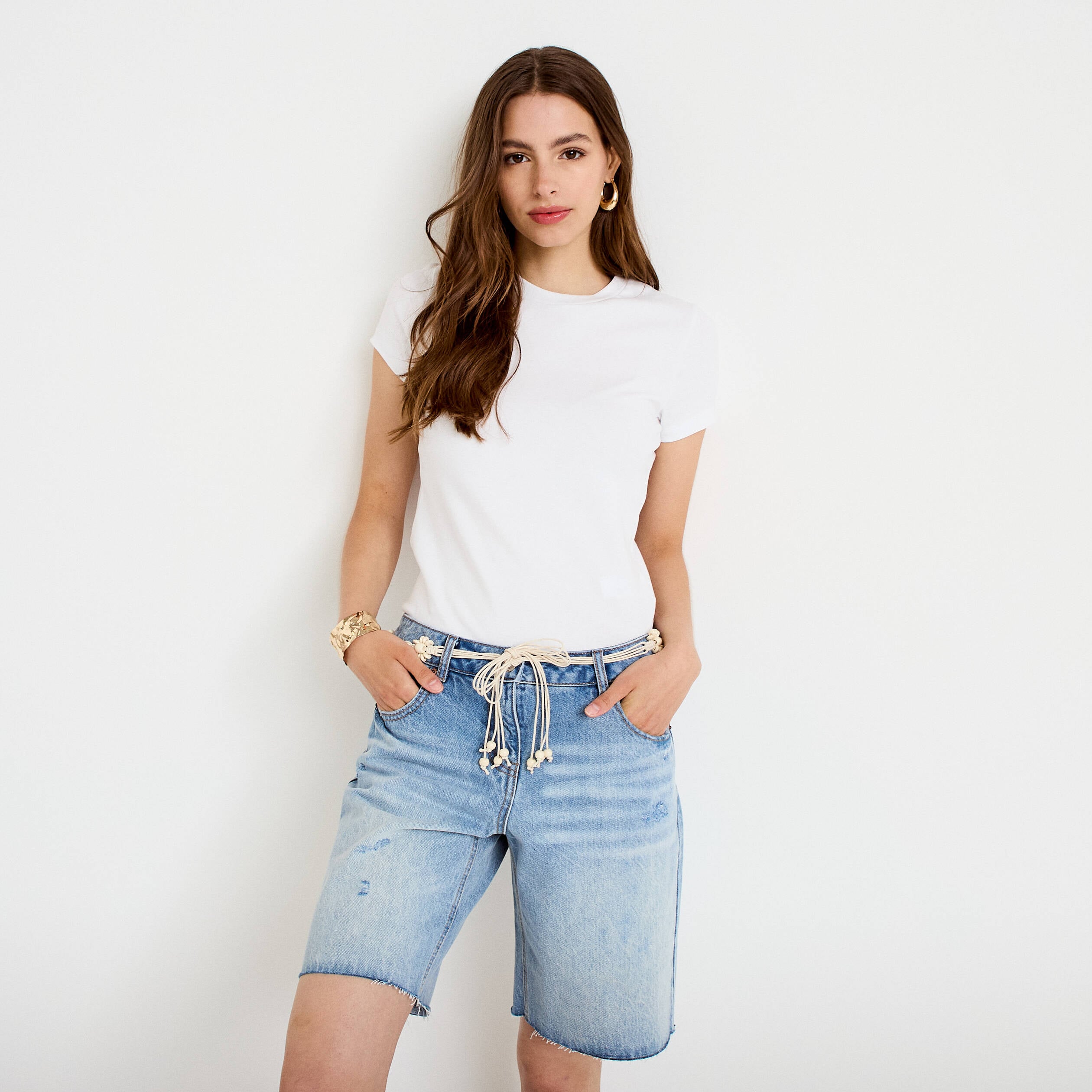 Top ajust&eacute; col rond manches courtes blanc femme