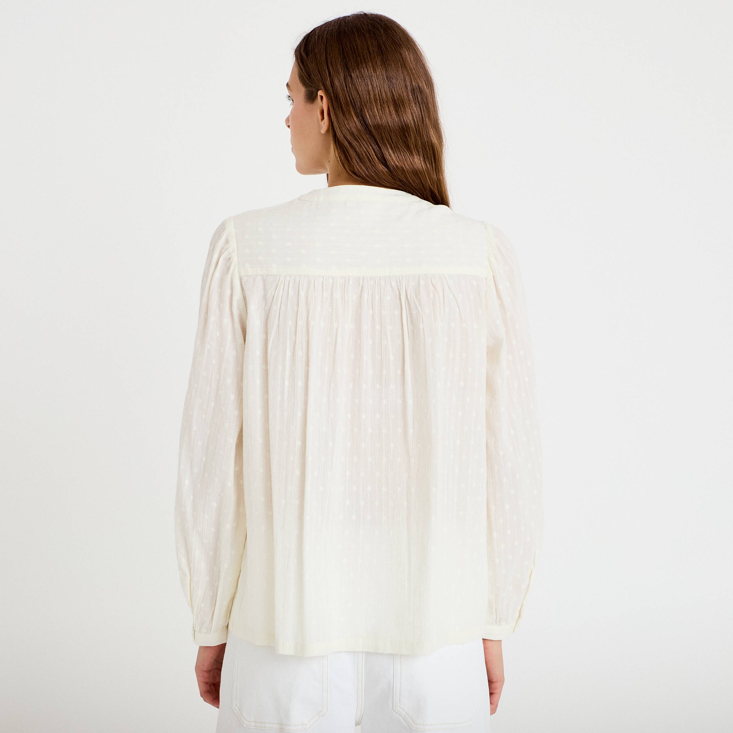 Blouse droite col rond manches longues ecru femme