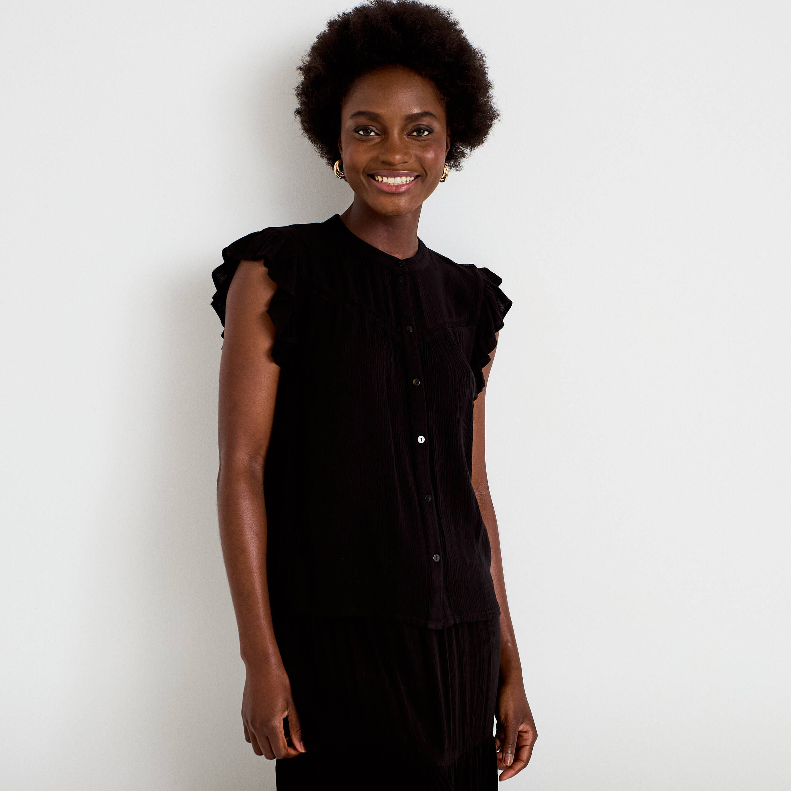 Top ample sans manches col carr&eacute; noir femme