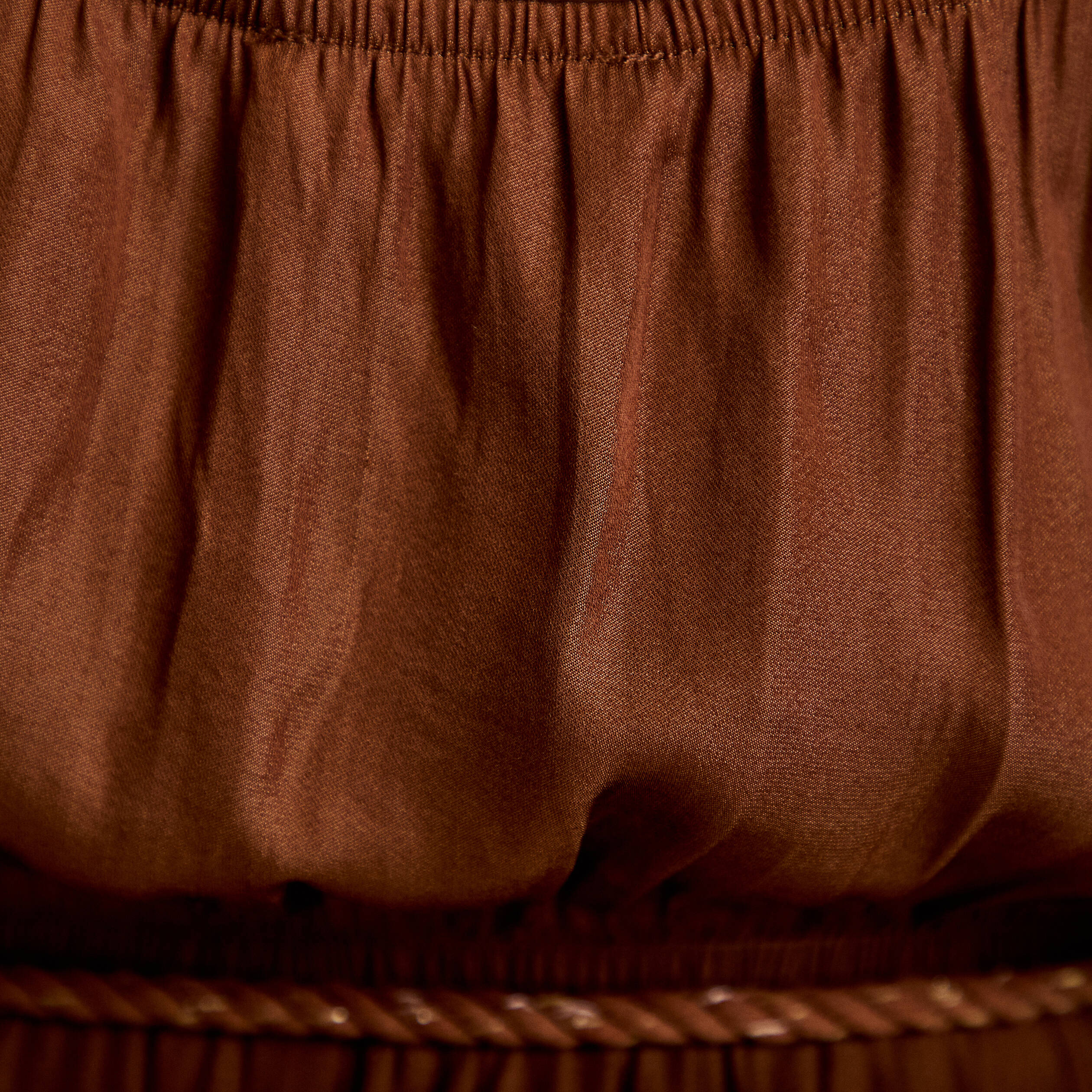 Robe longue &eacute;vas&eacute;e col v bretelles marron femme