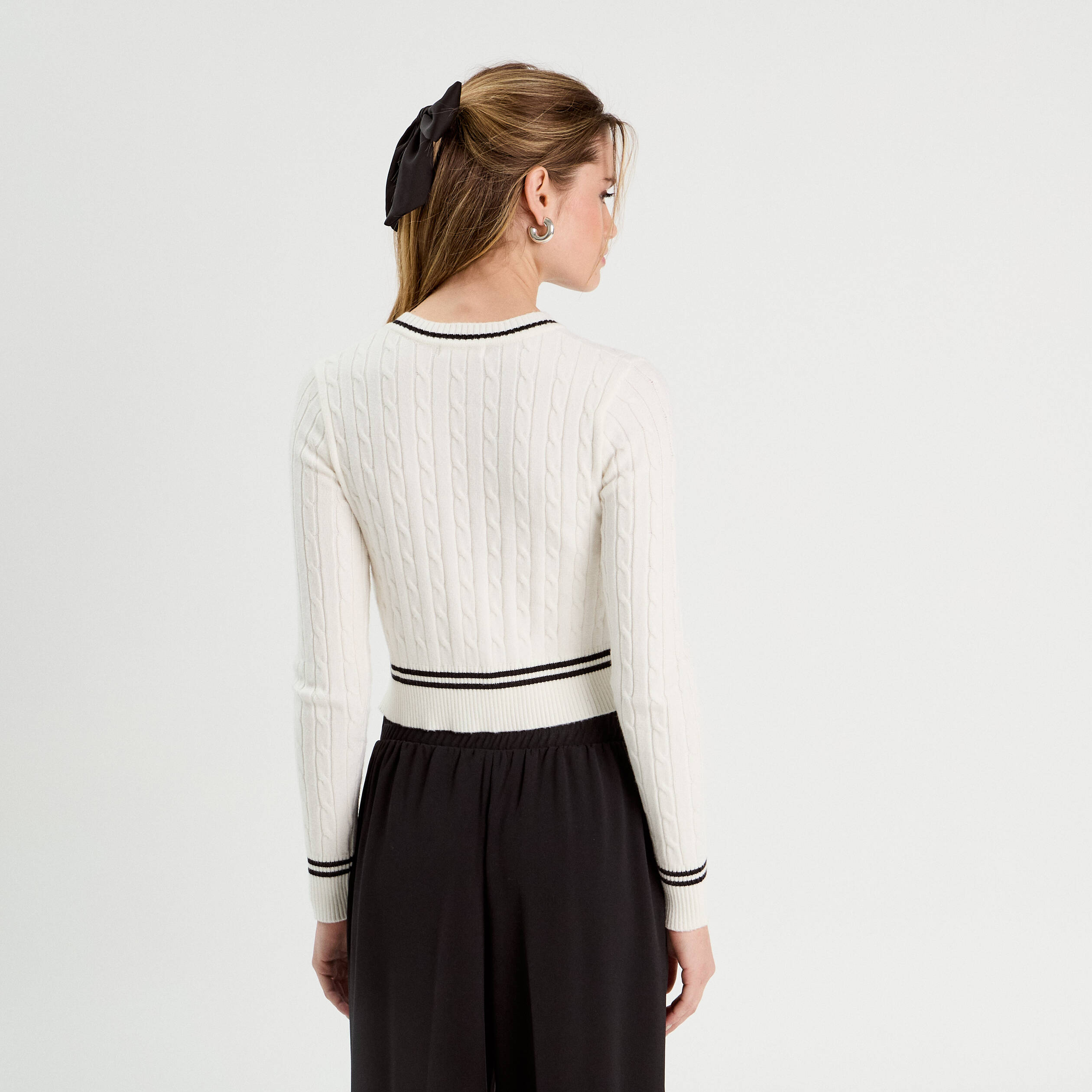 Chemisier Satin Noir Ajusté Taille M - Manches Longues, Occasion Très Bon état