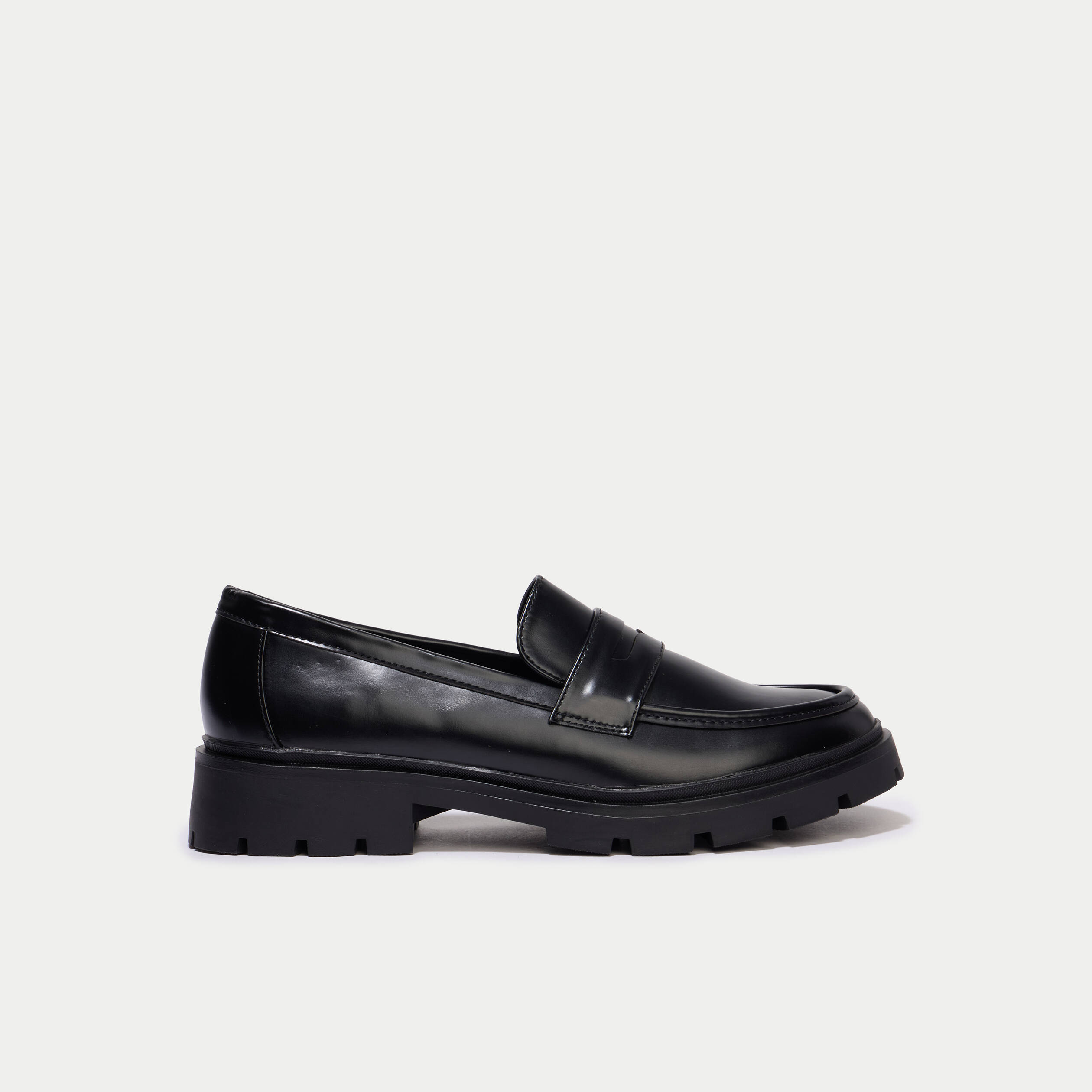 Mocassins noir femme