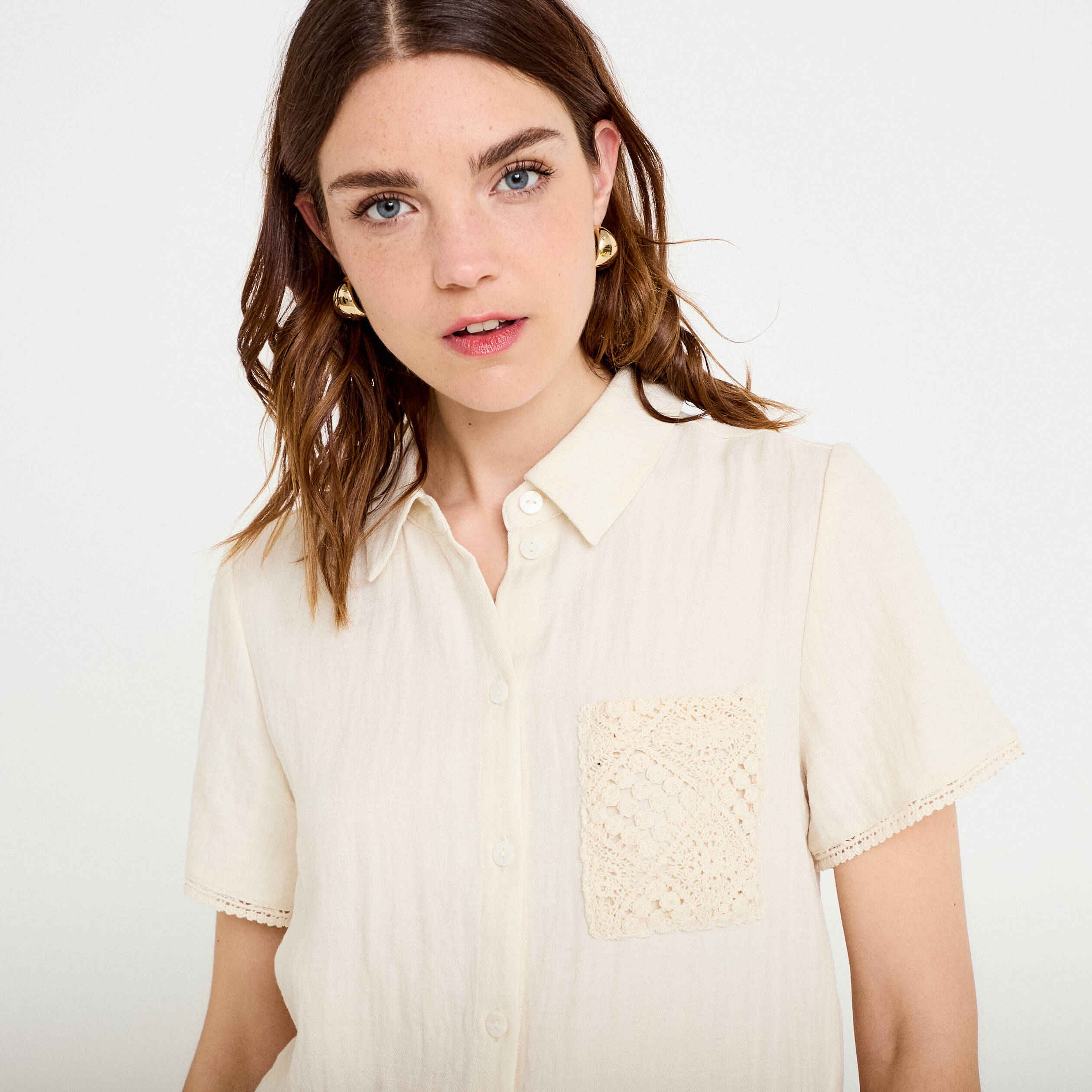 Chemise col classique manches courtes ecru femme